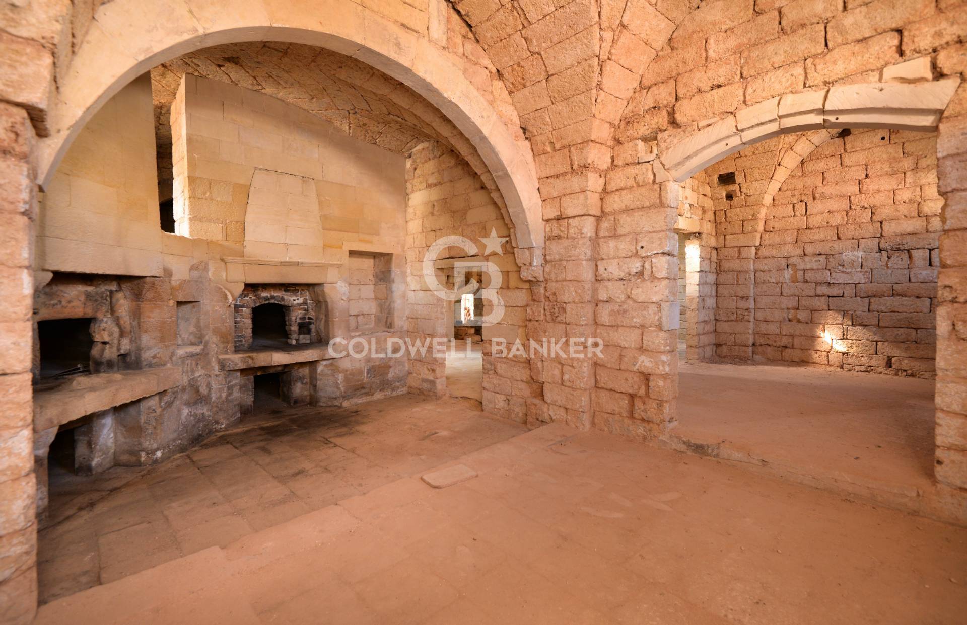 Rustico - Cascina CALIMERA vendita    Coldwell Banker Bodini International Real Estate