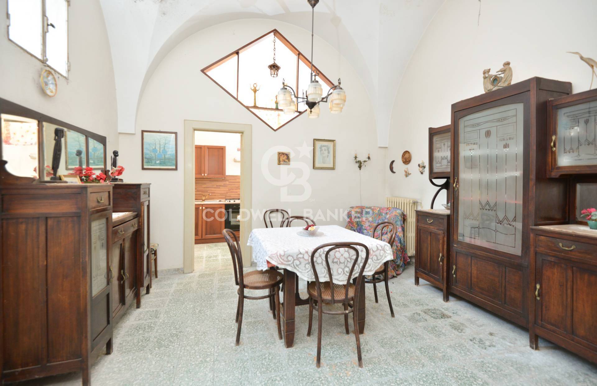 Stabile intero - Palazzo CURSI vendita    Coldwell Banker Bodini International Real Estate