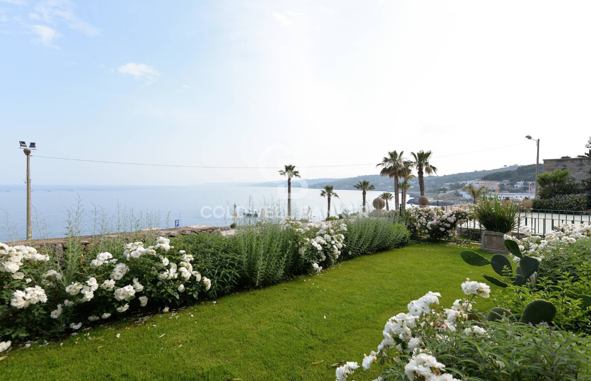 Villa CASTRO vendita  Castro Marina  Coldwell Banker Bodini International Real Estate
