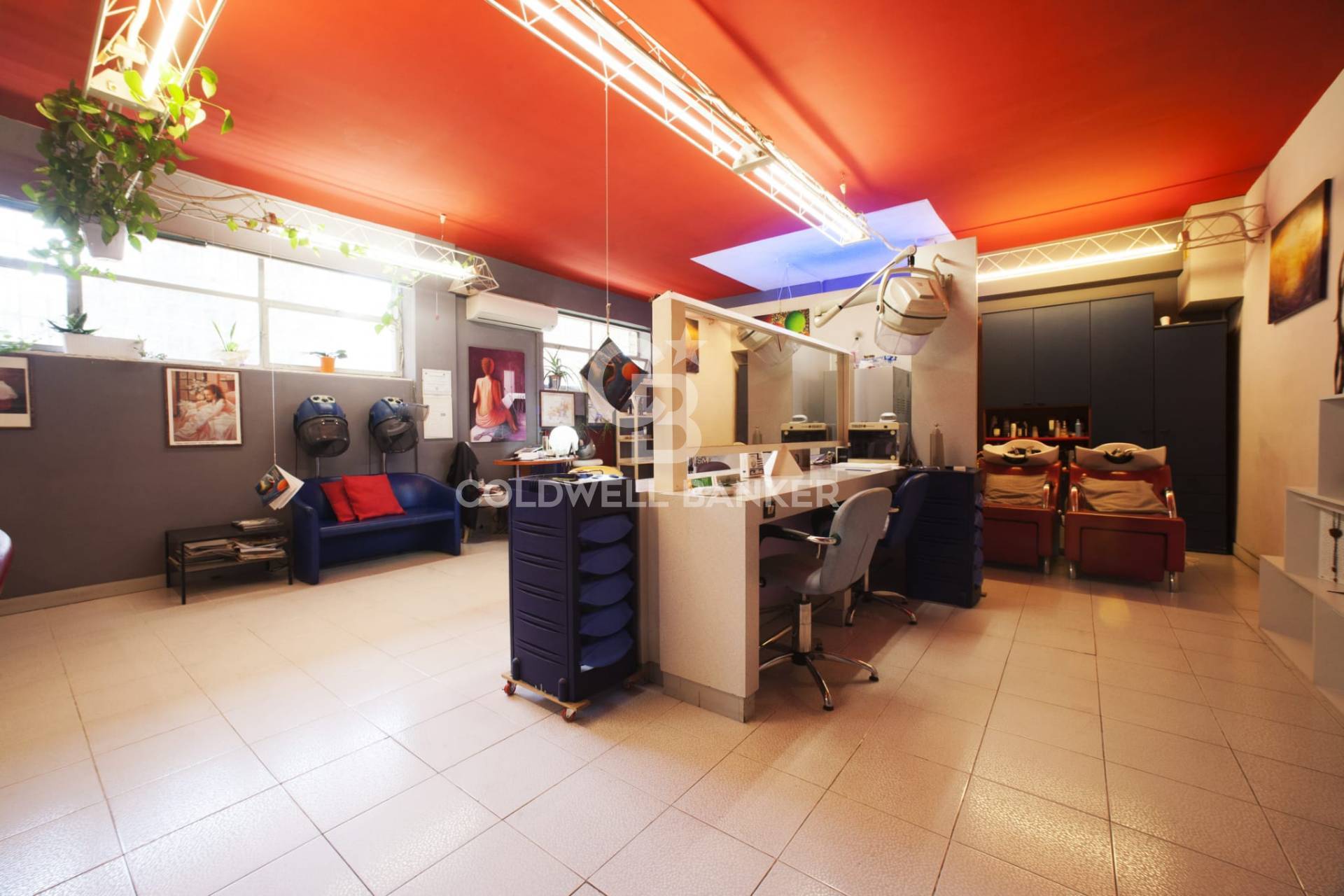 Locale commerciale in vendita a Viterbo
