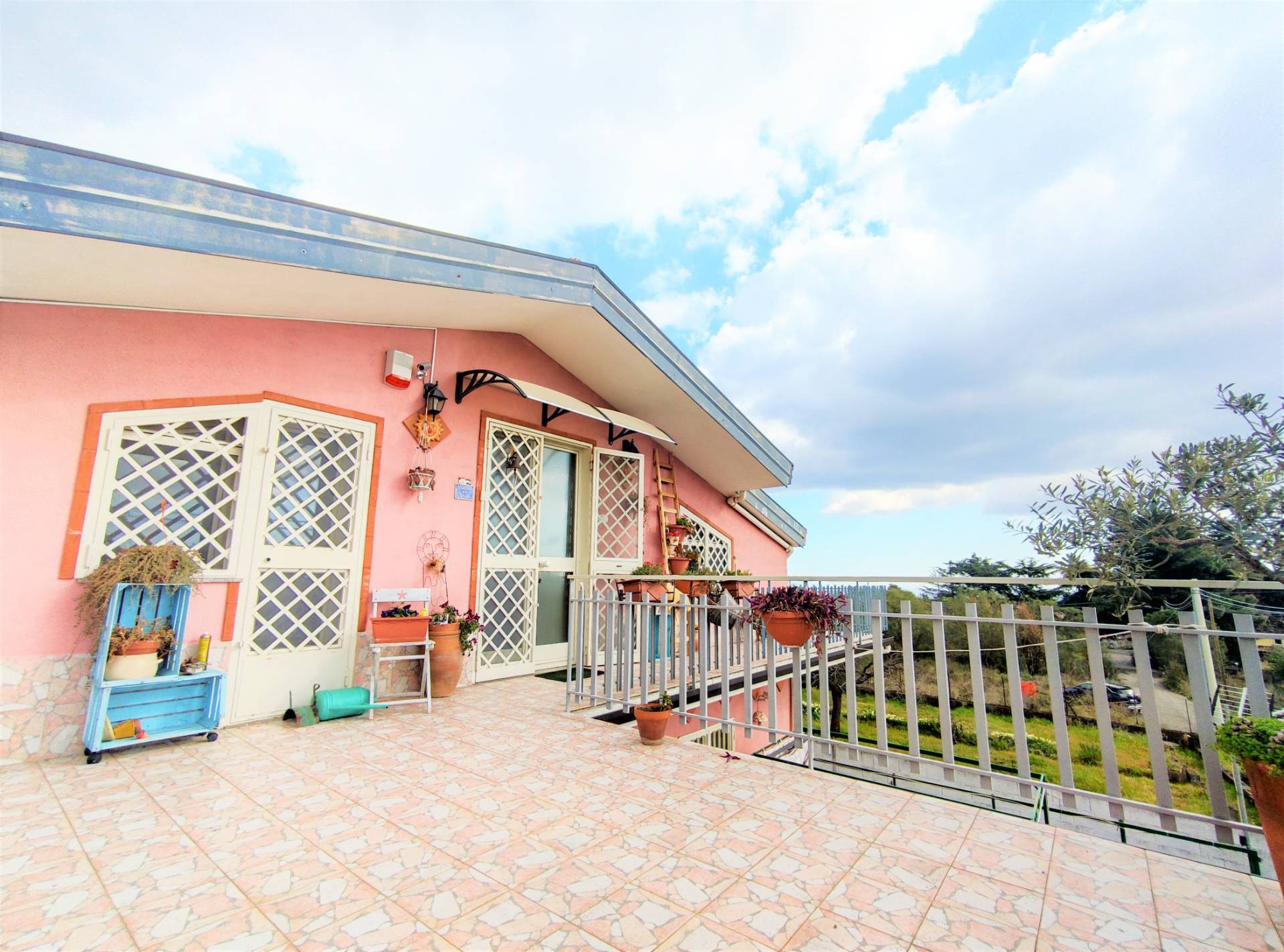 Villa in vendita a Nicolosi
