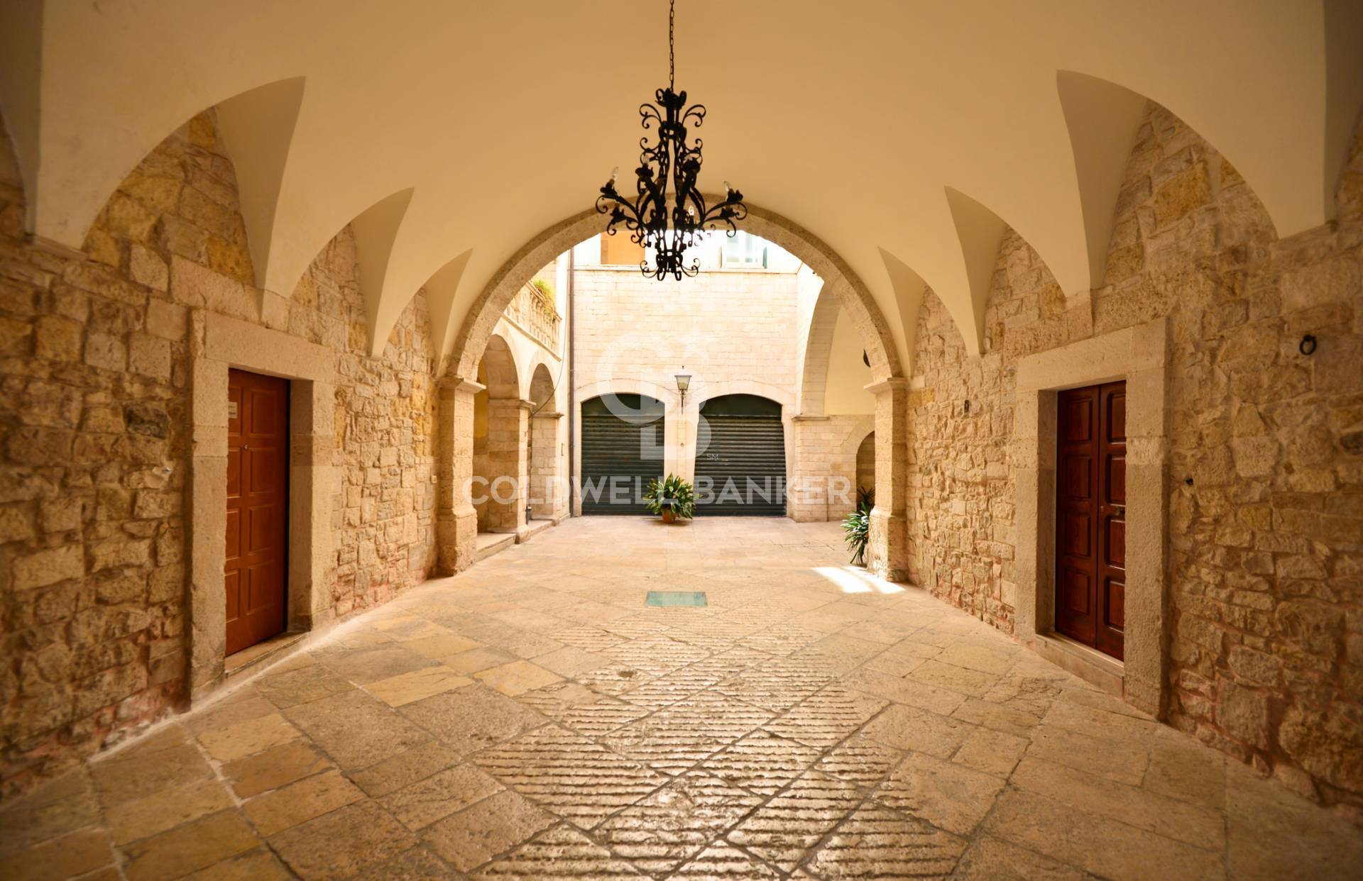 Palazzo in vendita a Trani