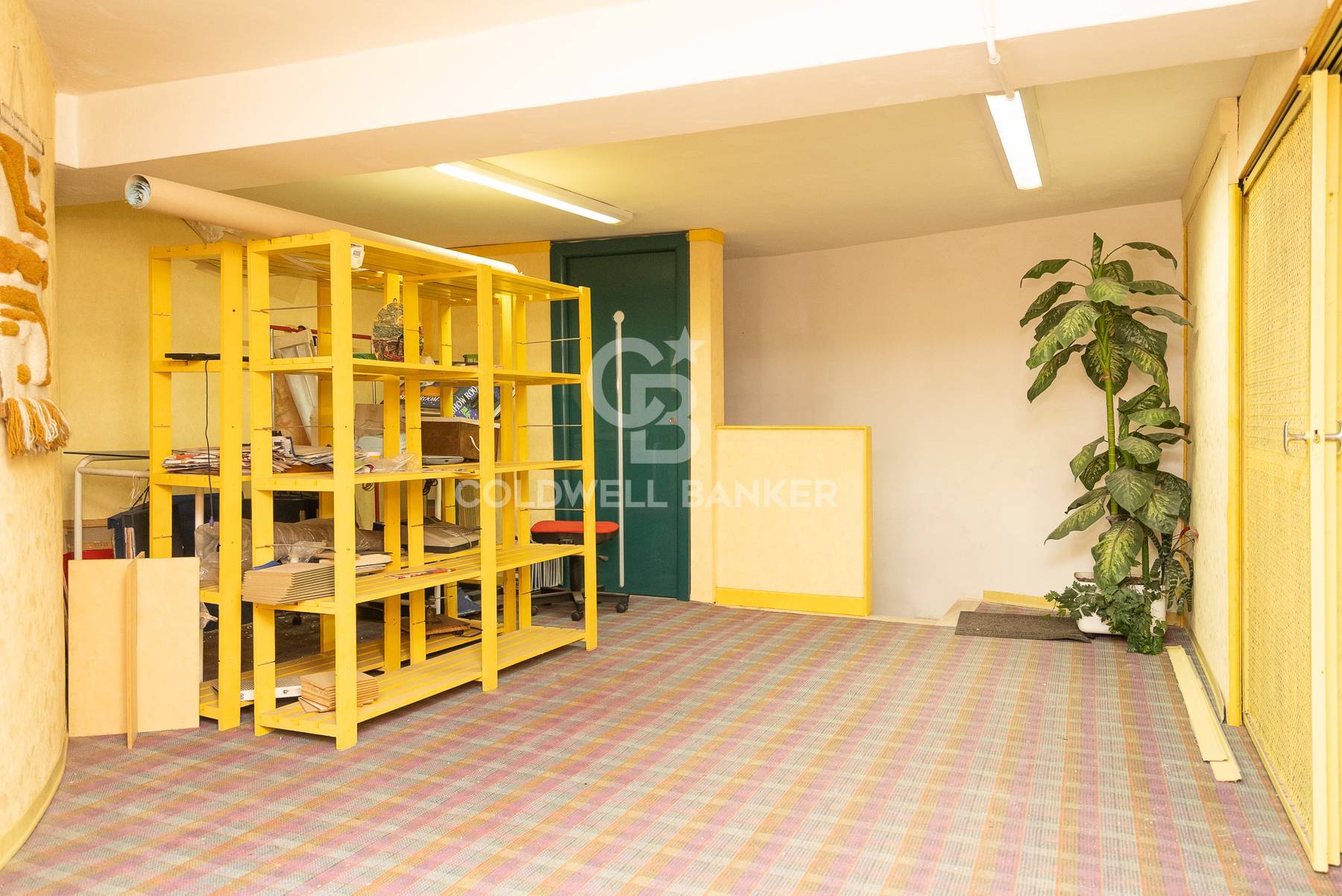 Locale commerciale in affitto a Bari