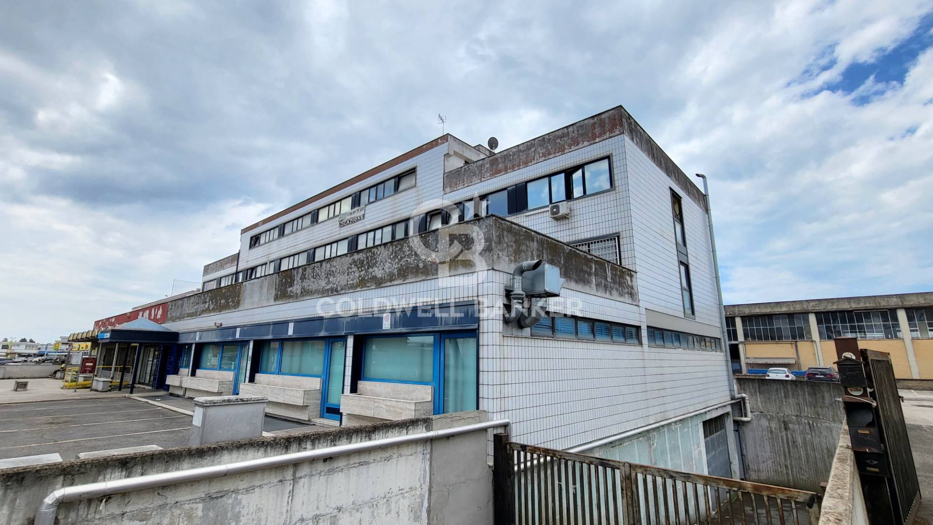 Ufficio in affitto a Pomezia