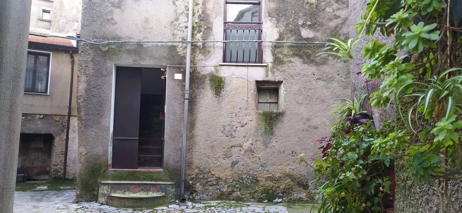 Casa semi indipendente in vendita a San Giovanni a Piro