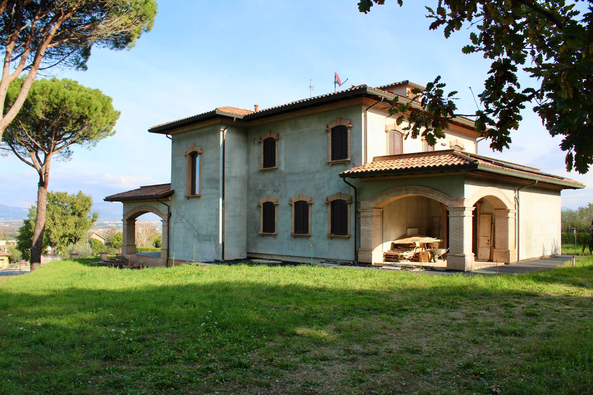Villa bifamiliare in vendita a Bettona