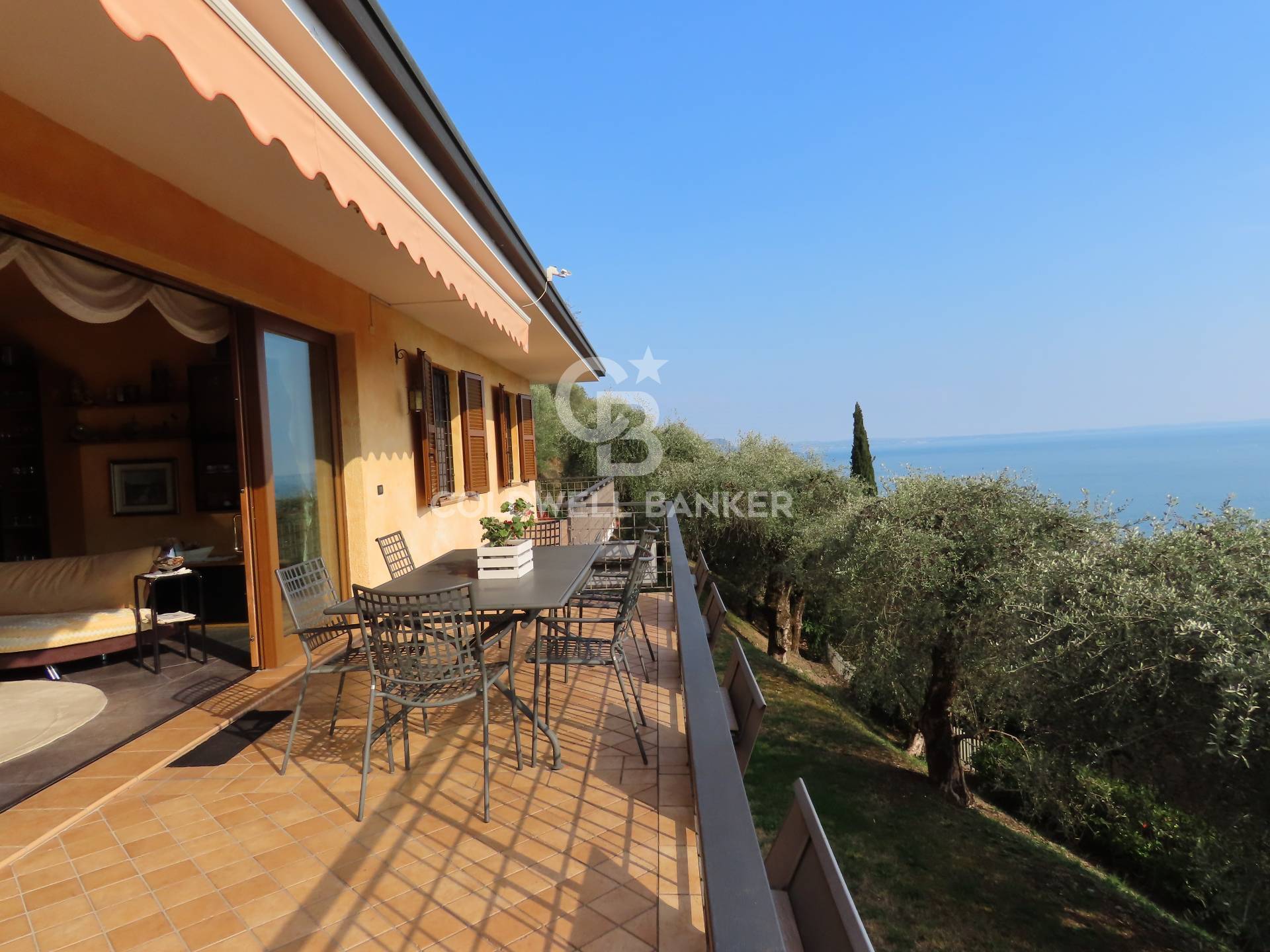 Villa in vendita a Gardone Riviera - Zona: Fasano Sopra