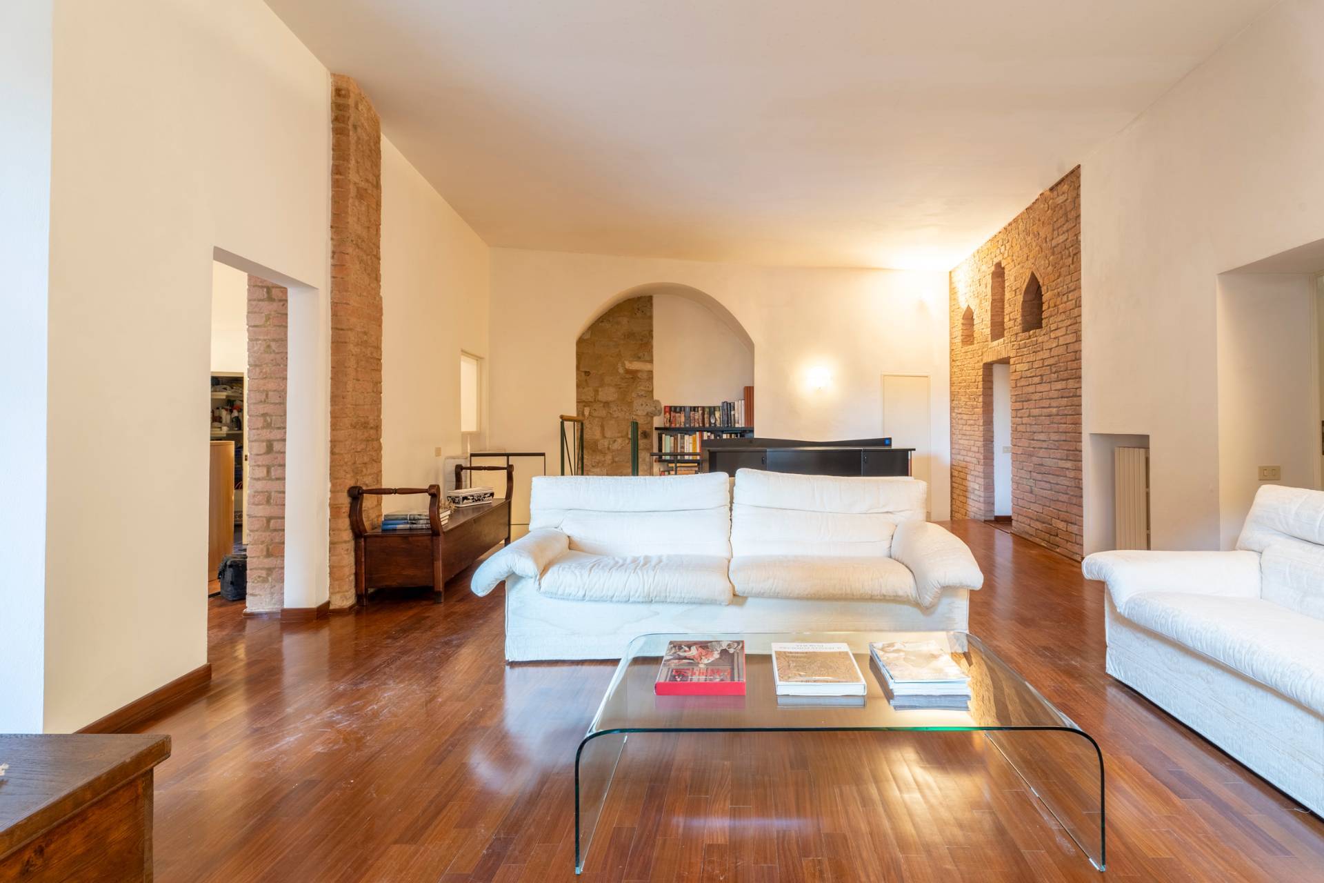 Appartamento indipendente in vendita a Siena
