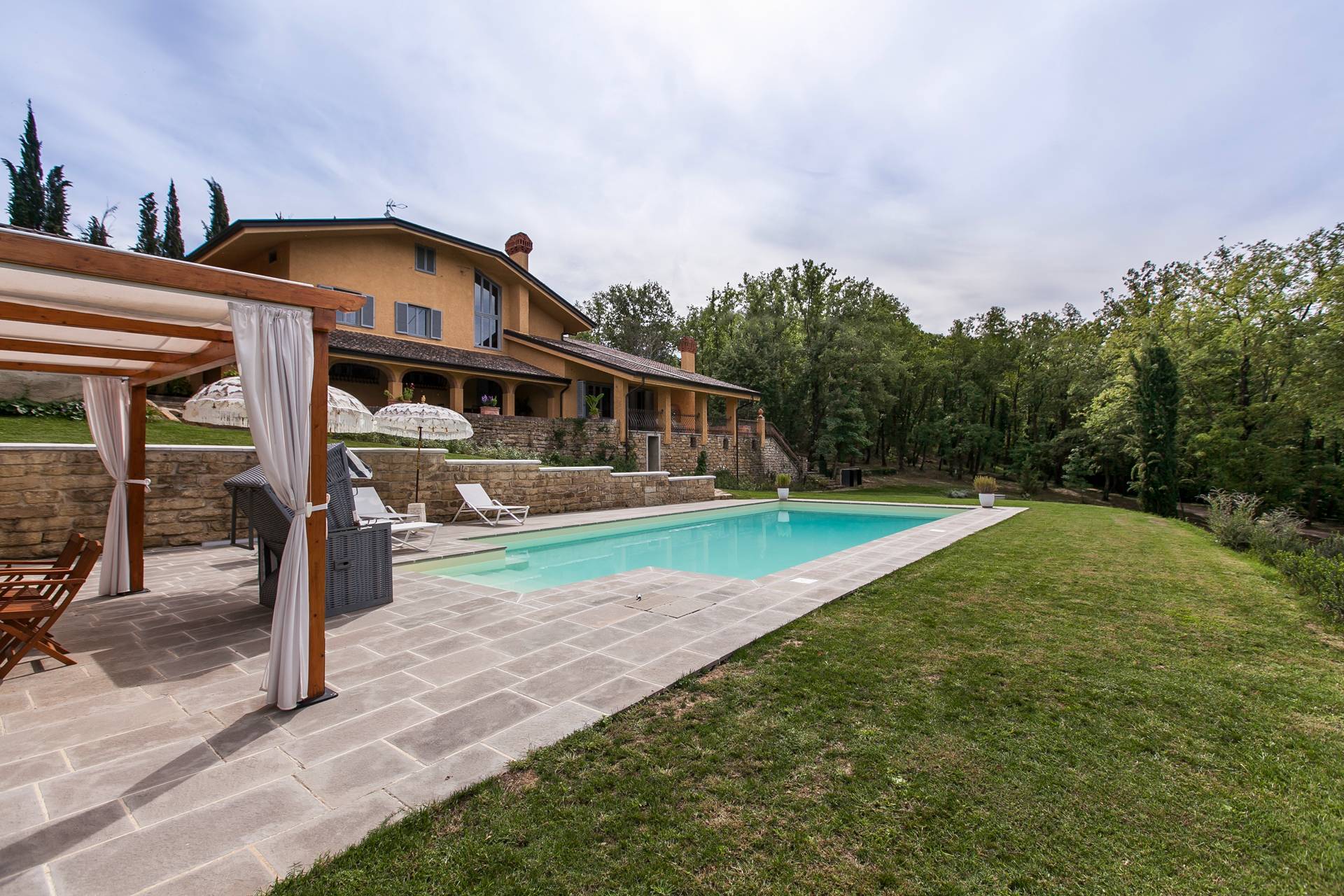 Villa in vendita a Arezzo - Zona: Chiassa-Tregozzano