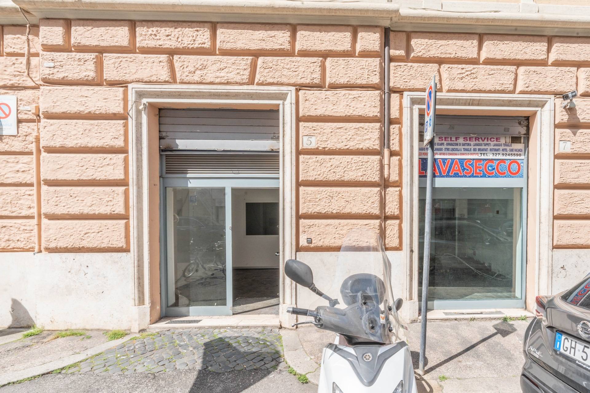 Locale commerciale in vendita a Roma - Zona: Prati