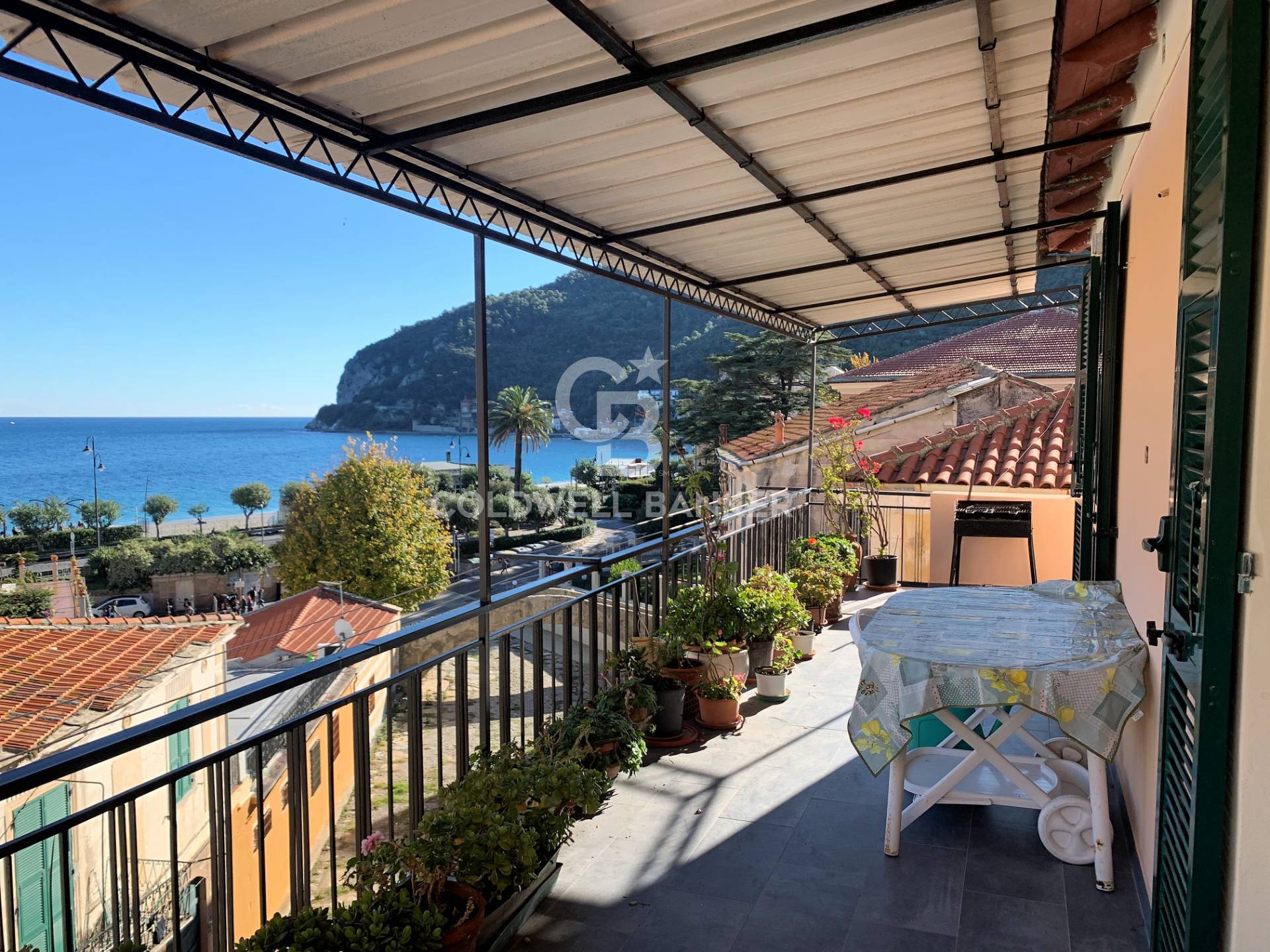 Apartment for sale in Noli