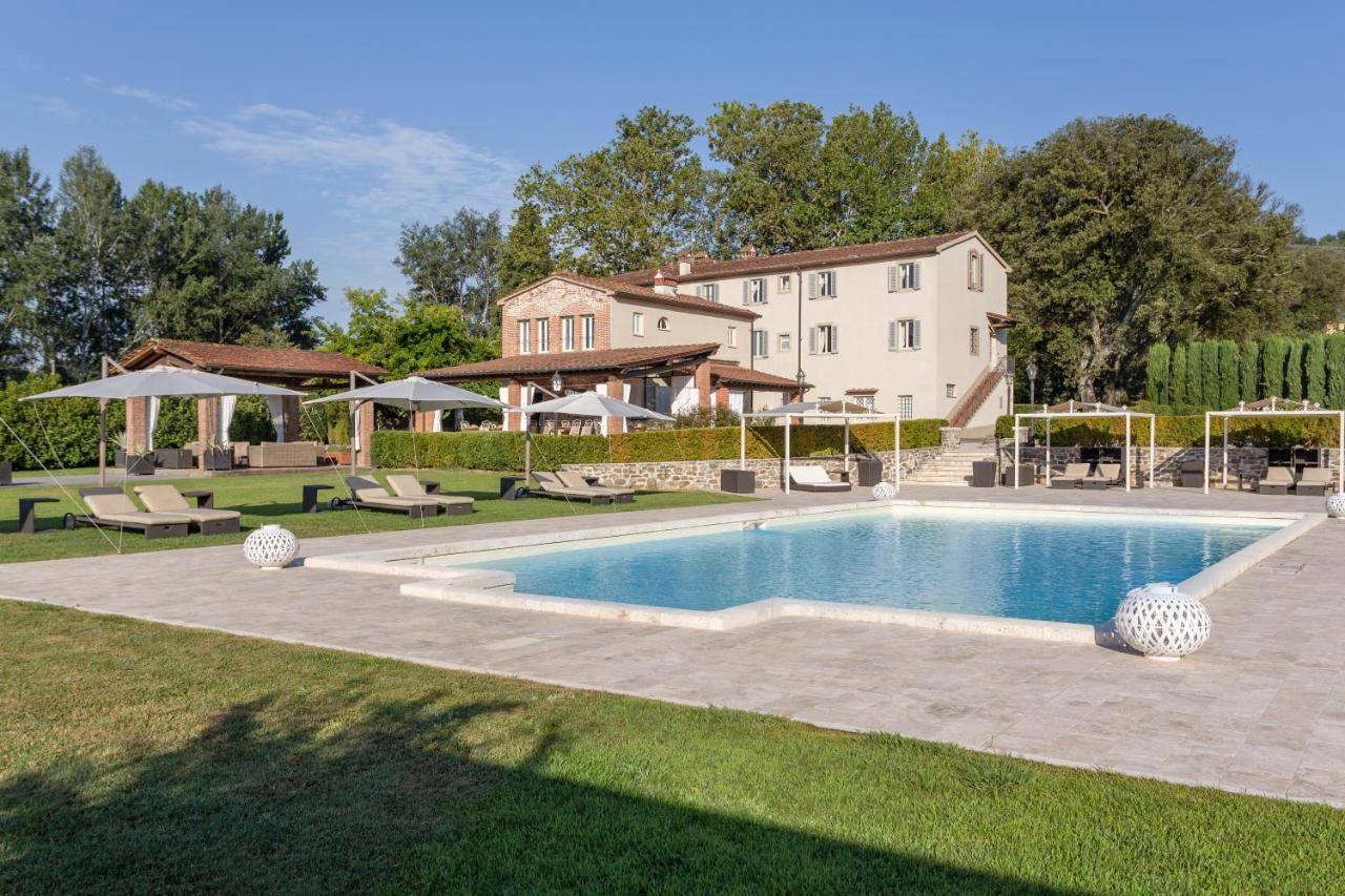 Villa in vendita a Montecatini-Terme