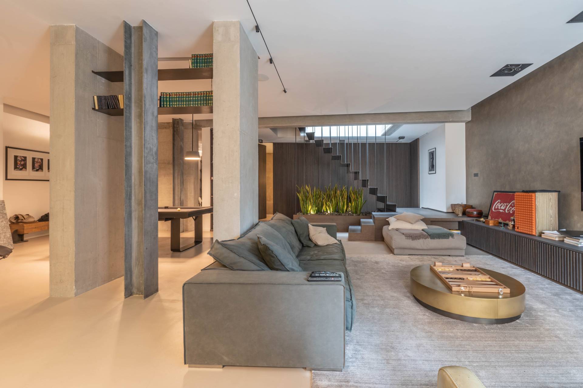 Building for sale in Taranto