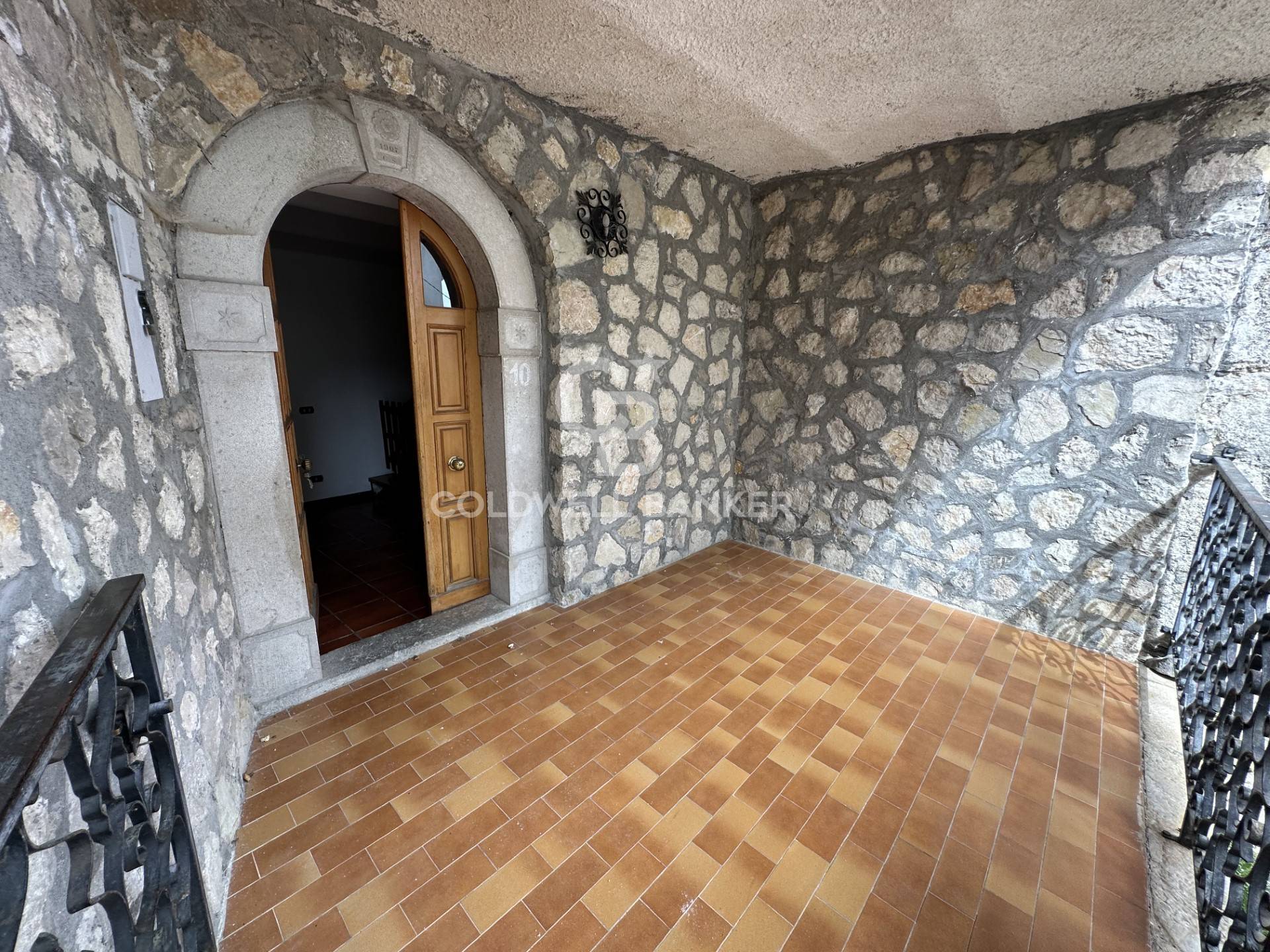 Casa indipendente in vendita a Scontrone