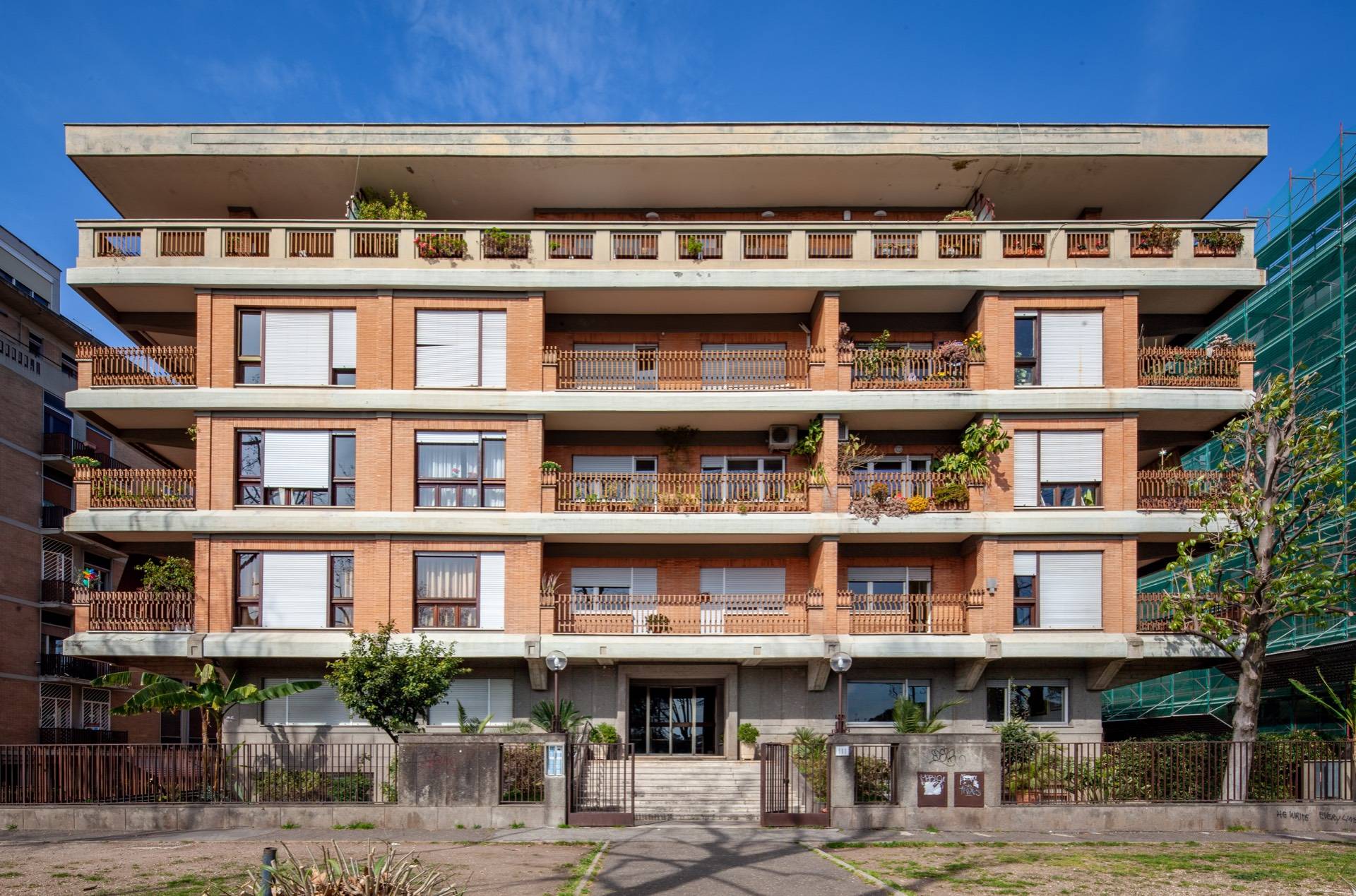 Appartamento indipendente in vendita a Roma