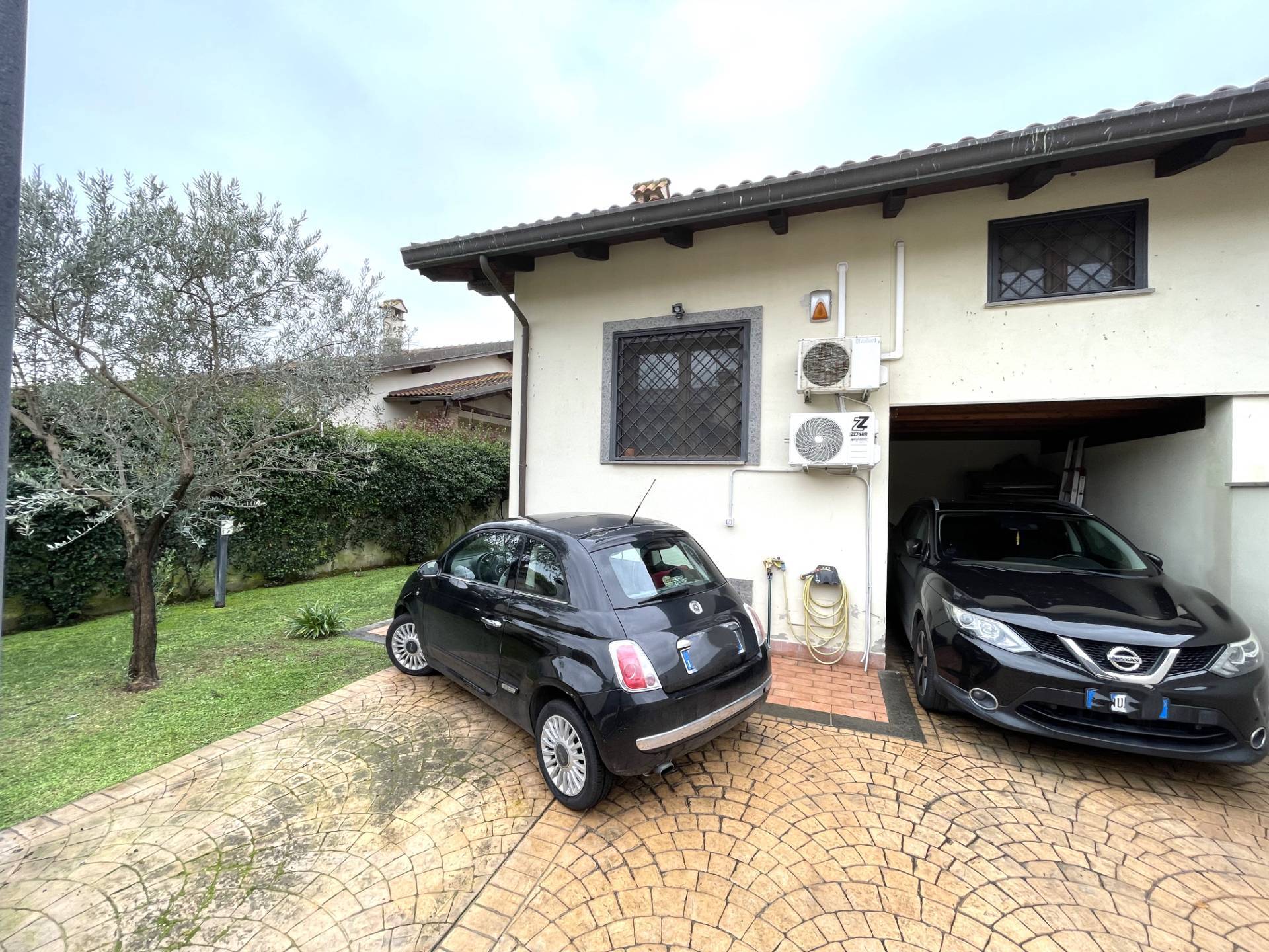Villa in vendita a Infernetto, Roma (RM)