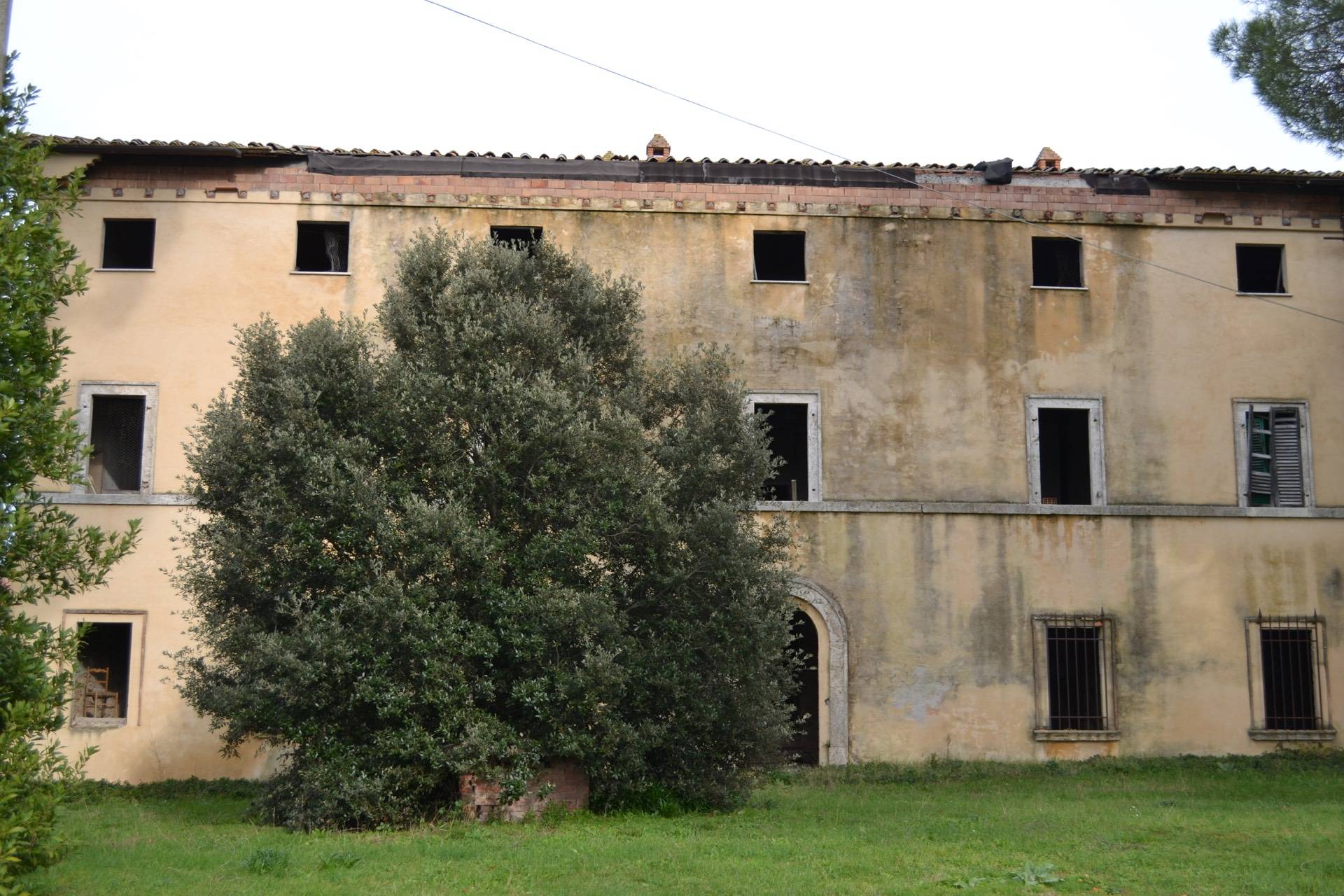 Villa storica in vendita a Castelnuovo Berardenga