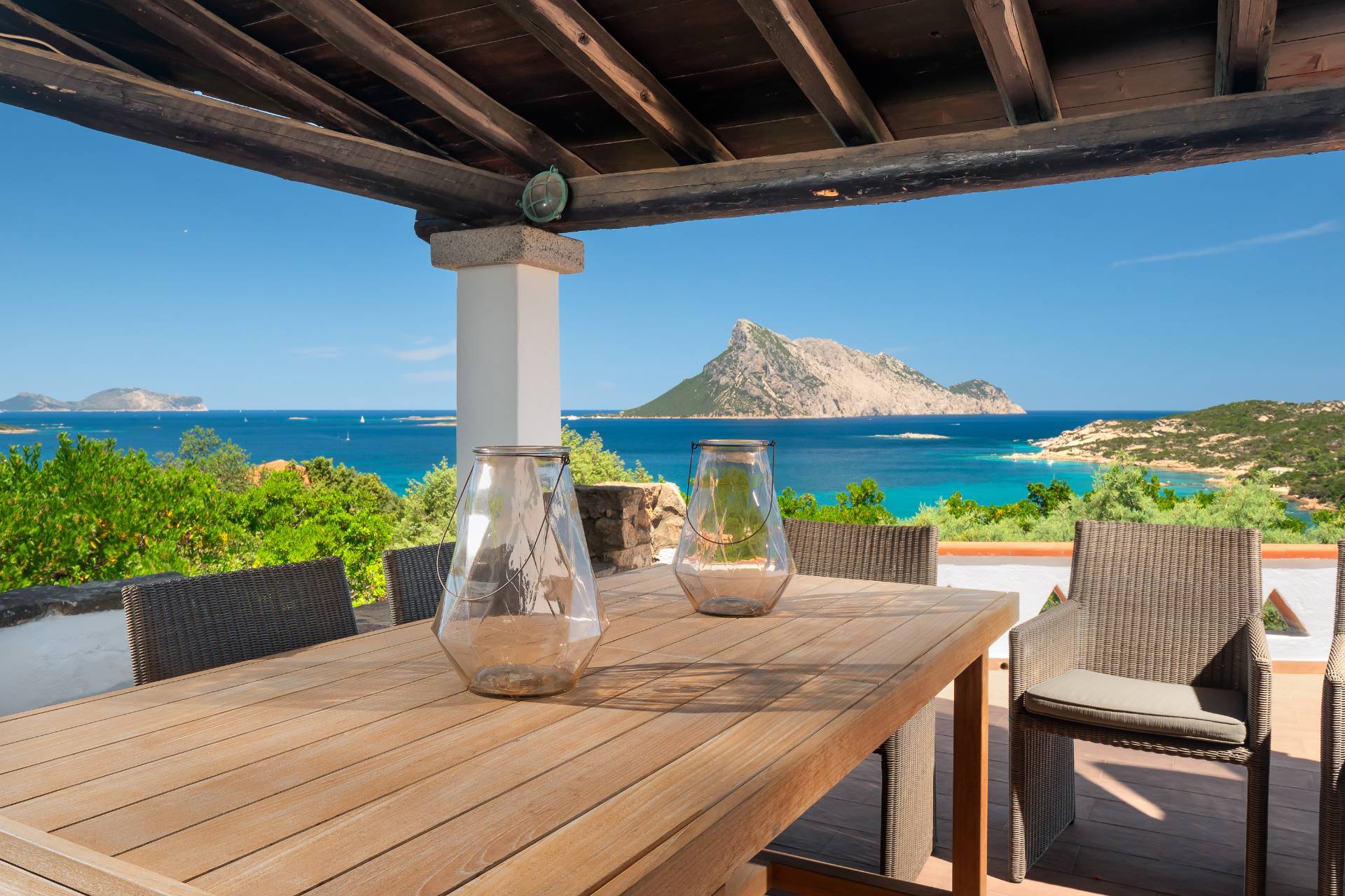 Villa in vendita a San Teodoro