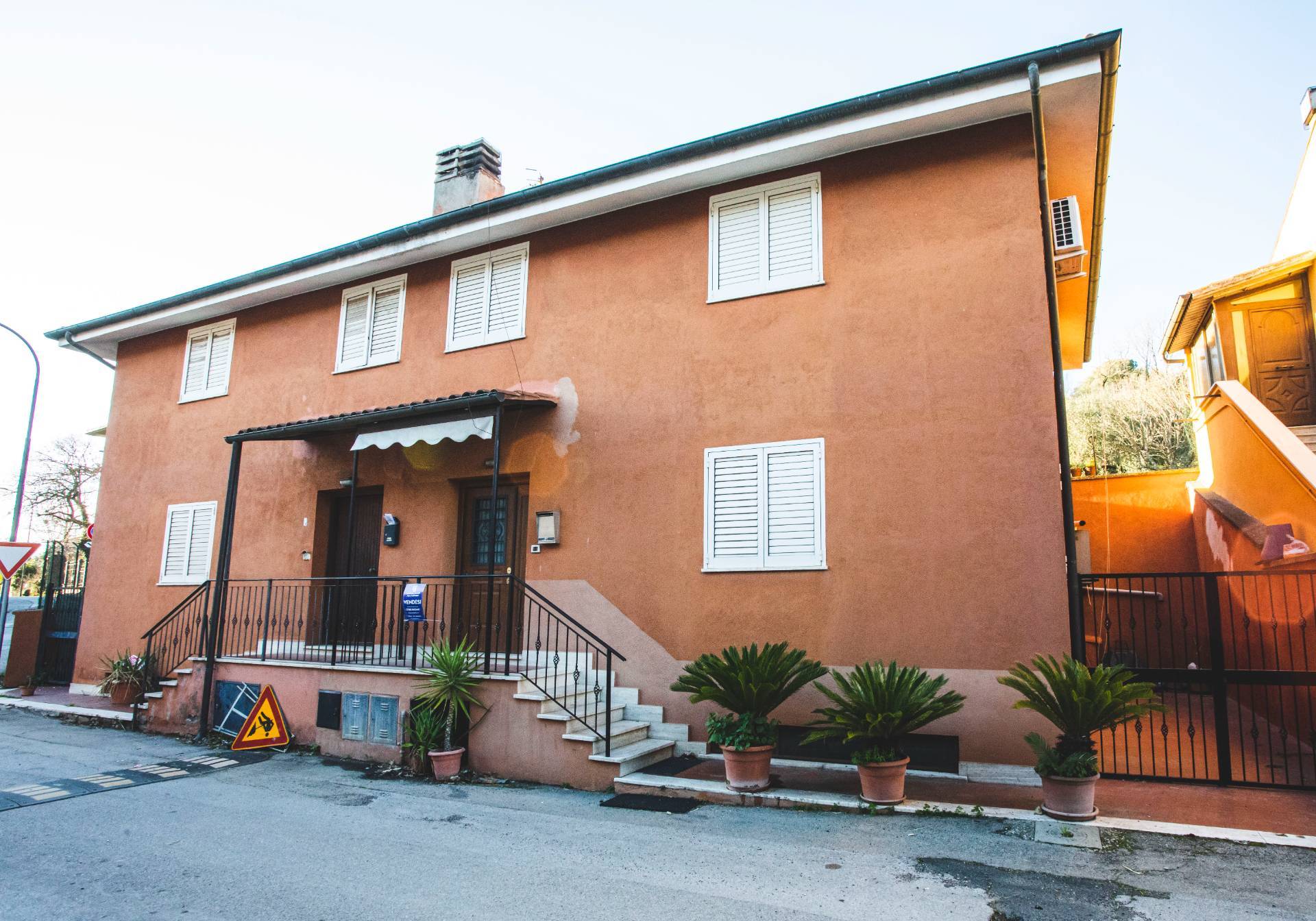 Villa in vendita a Monte Romano (VT)