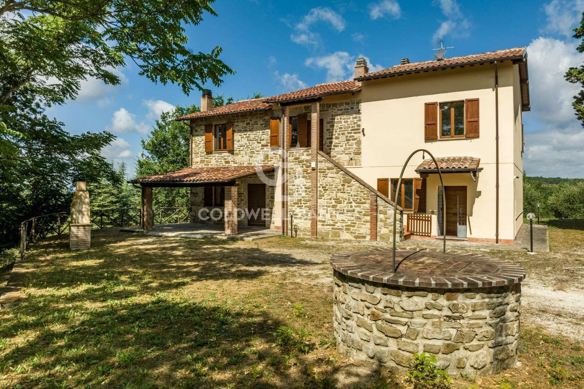 Rustico/Casale/Corte in vendita a Gubbio