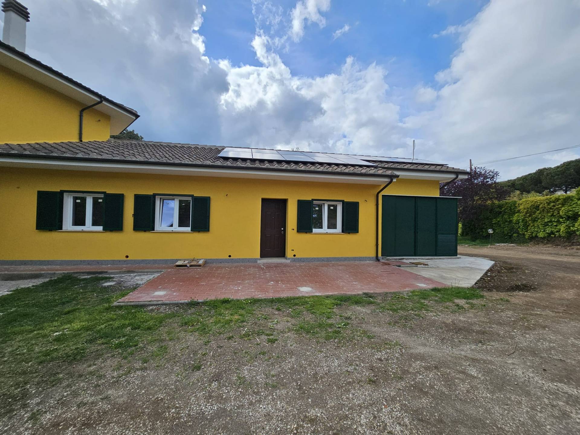 Bifamiliare in vendita a Viterbo