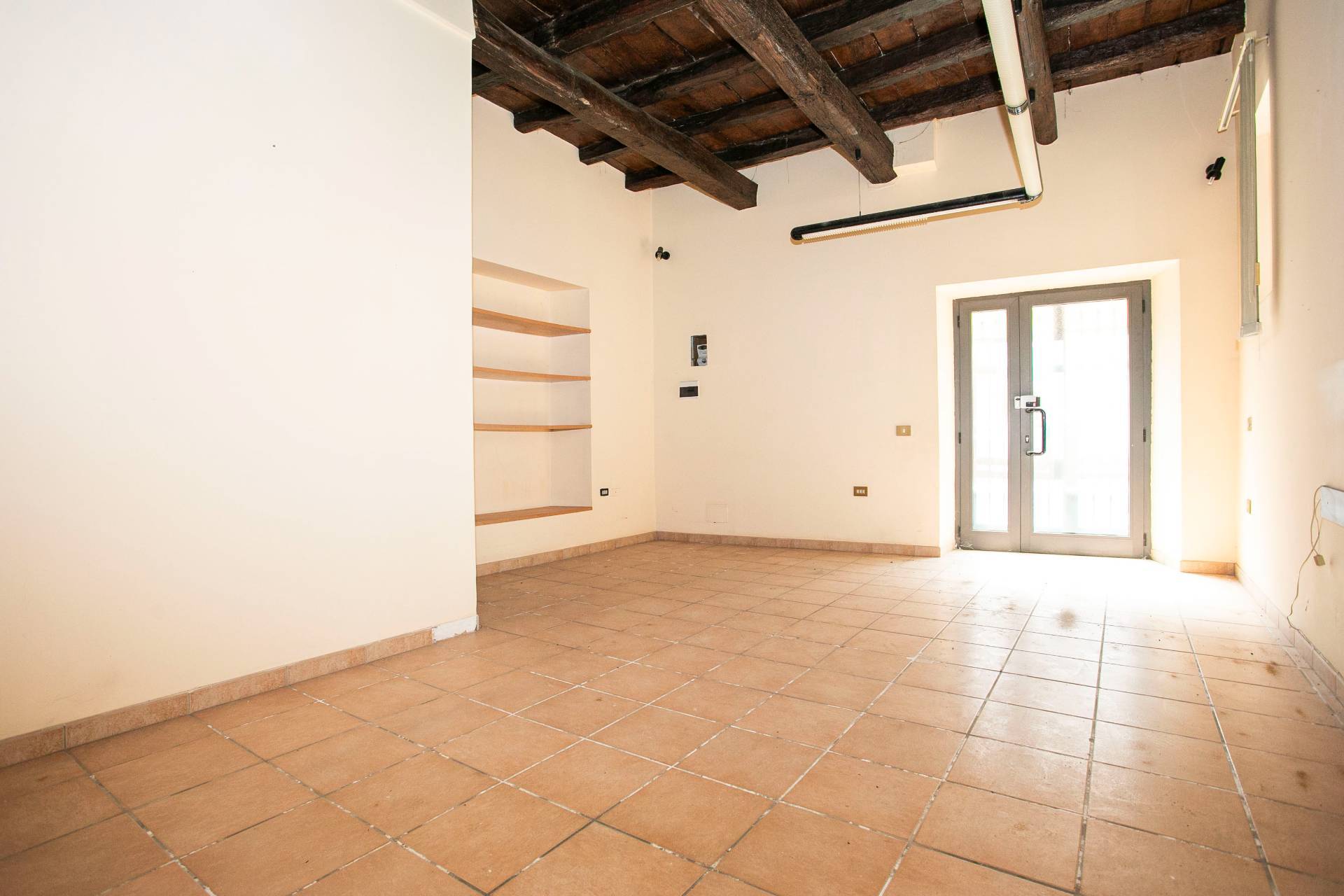 Appartamento indipendente in vendita a Tarquinia