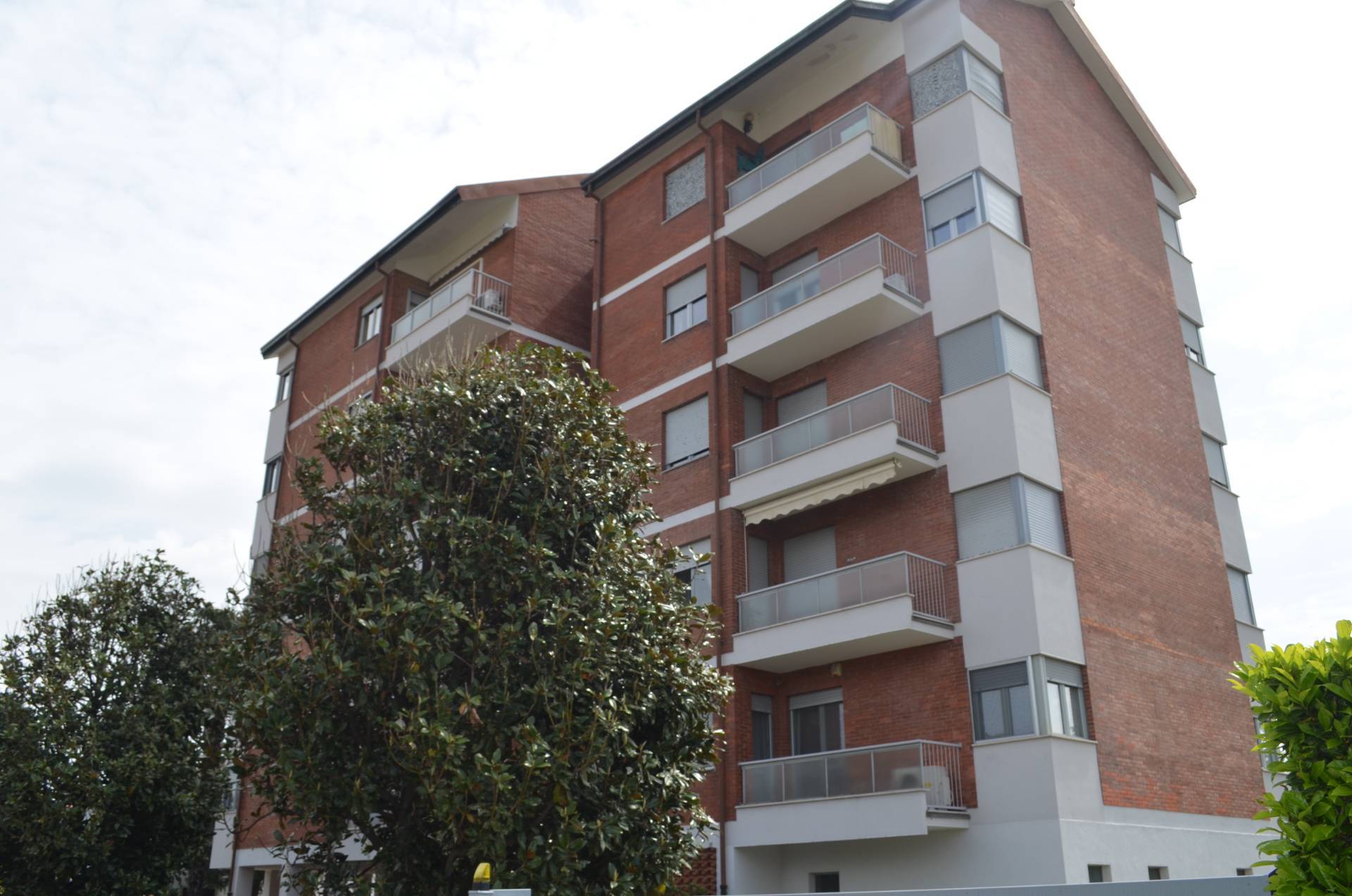 Appartamento in vendita a Canegrate