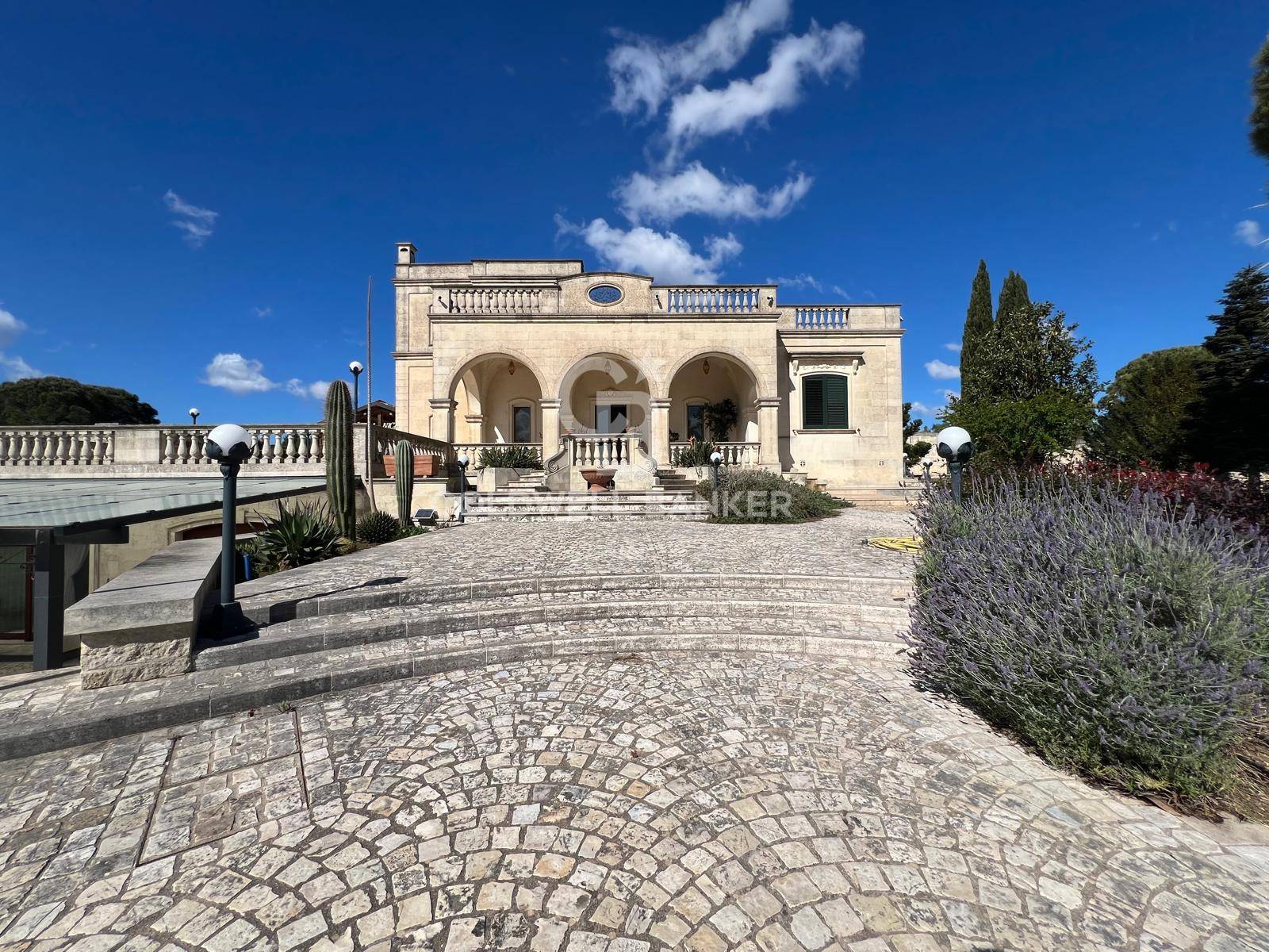Villa in vendita a Scorrano