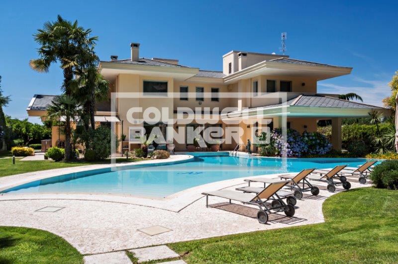 Villa in vendita a Roma