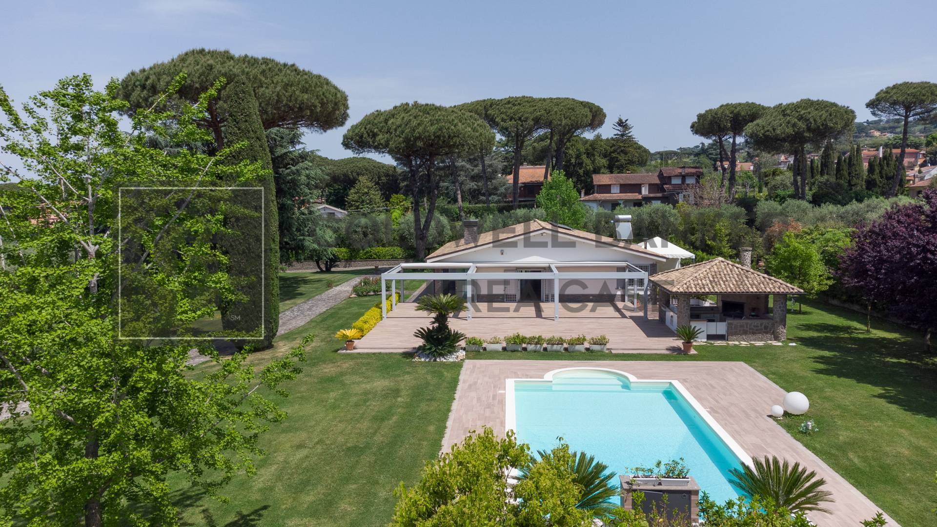 Villa in vendita a Marino (RM)