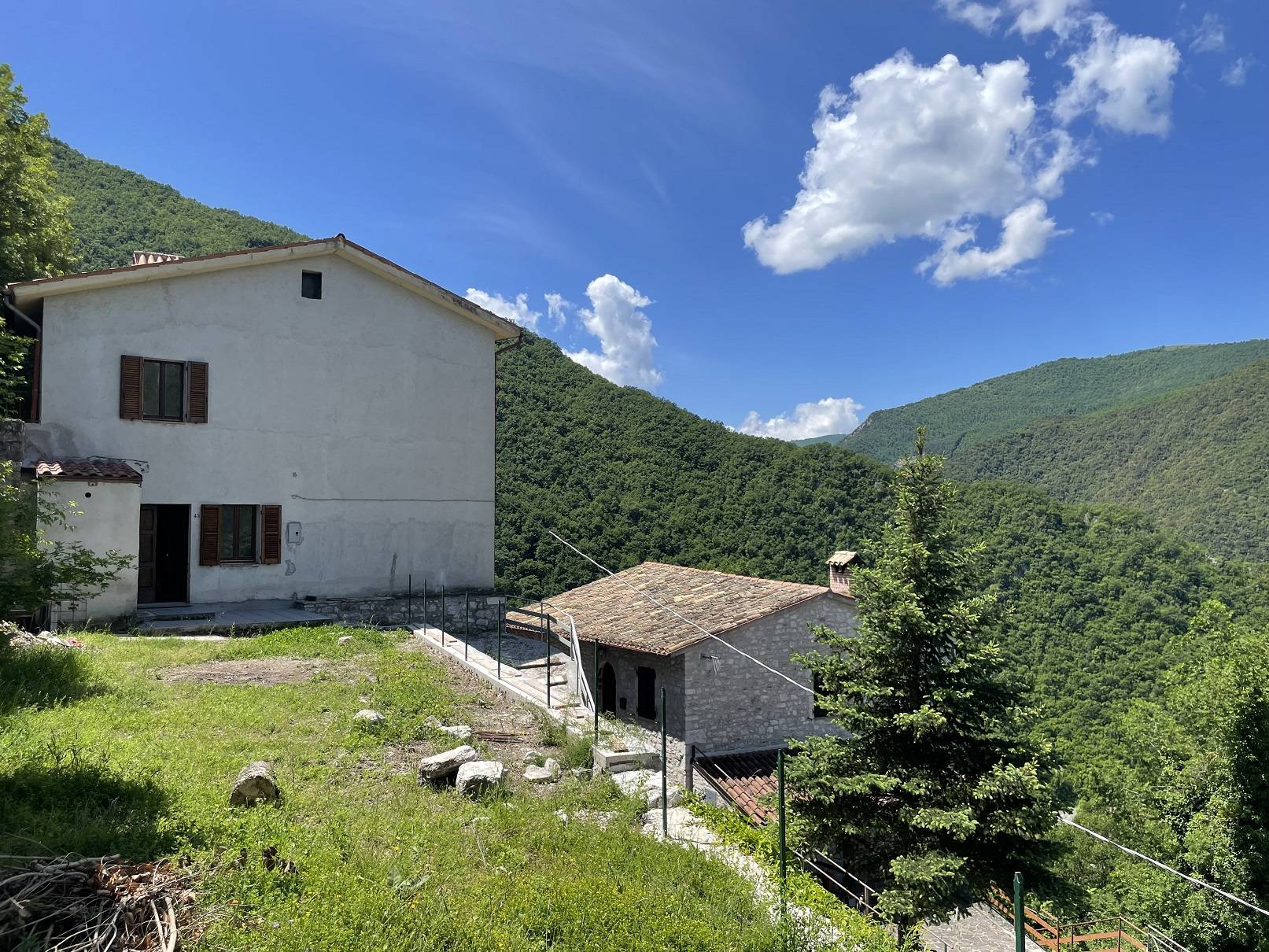 Casa semi-indipendente in vendita a Ponte, Cerreto Di Spoleto (PG)