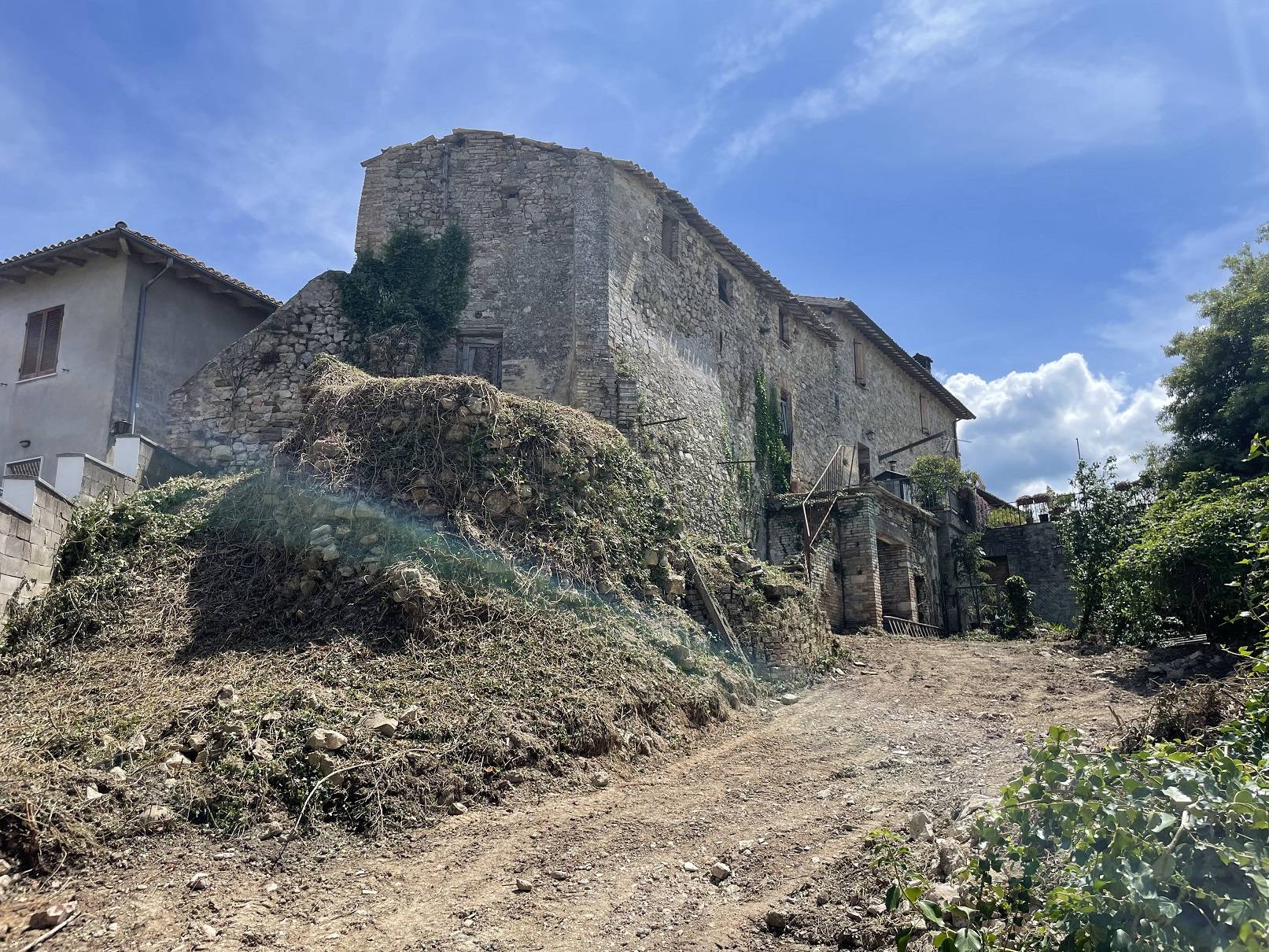 Rustico in vendita a Colle Del Marchese, Castel Ritaldi (PG)