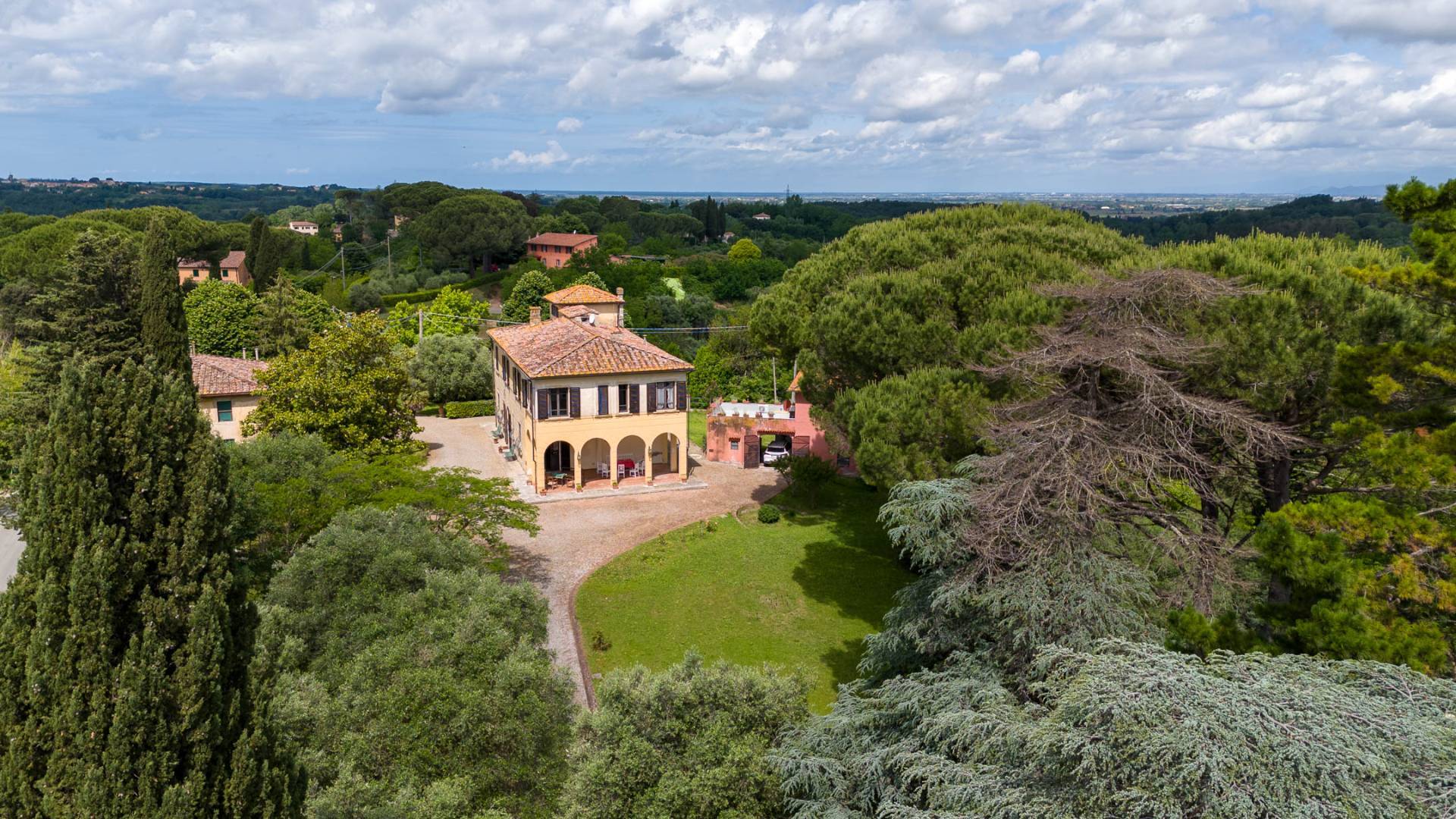 Villa storica in vendita a Crespina e Lorenzana