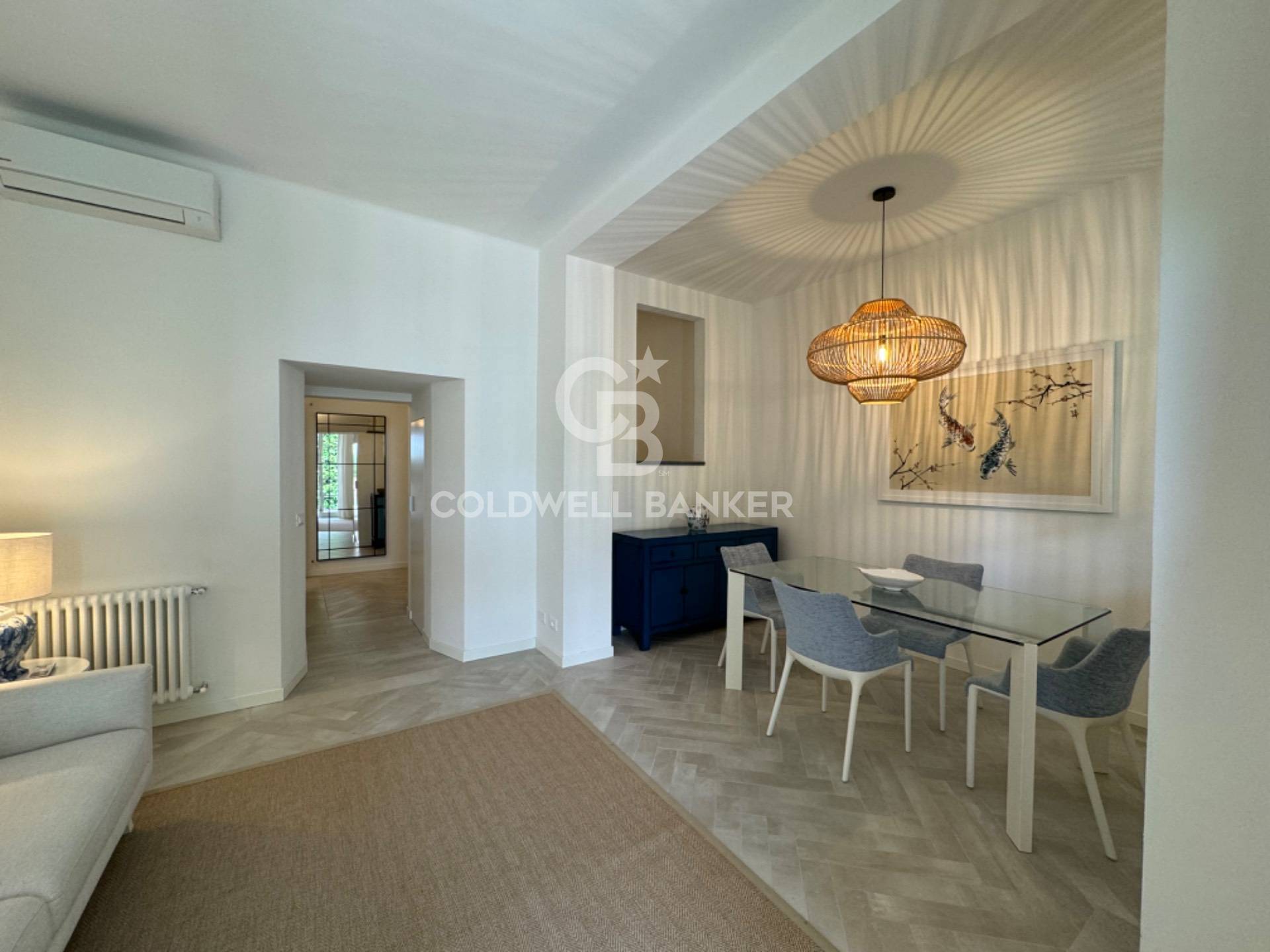 Villa bifamiliare in affitto a Forte dei Marmi