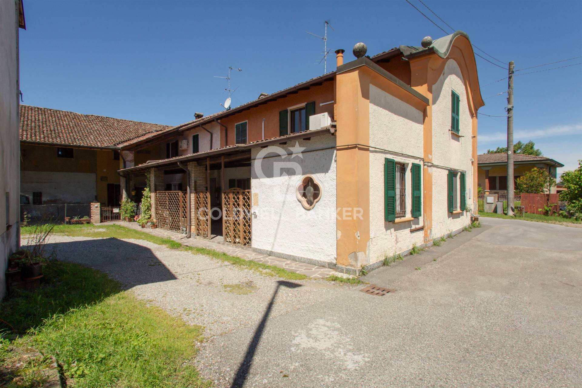 Casa indipendente in vendita a Dovera