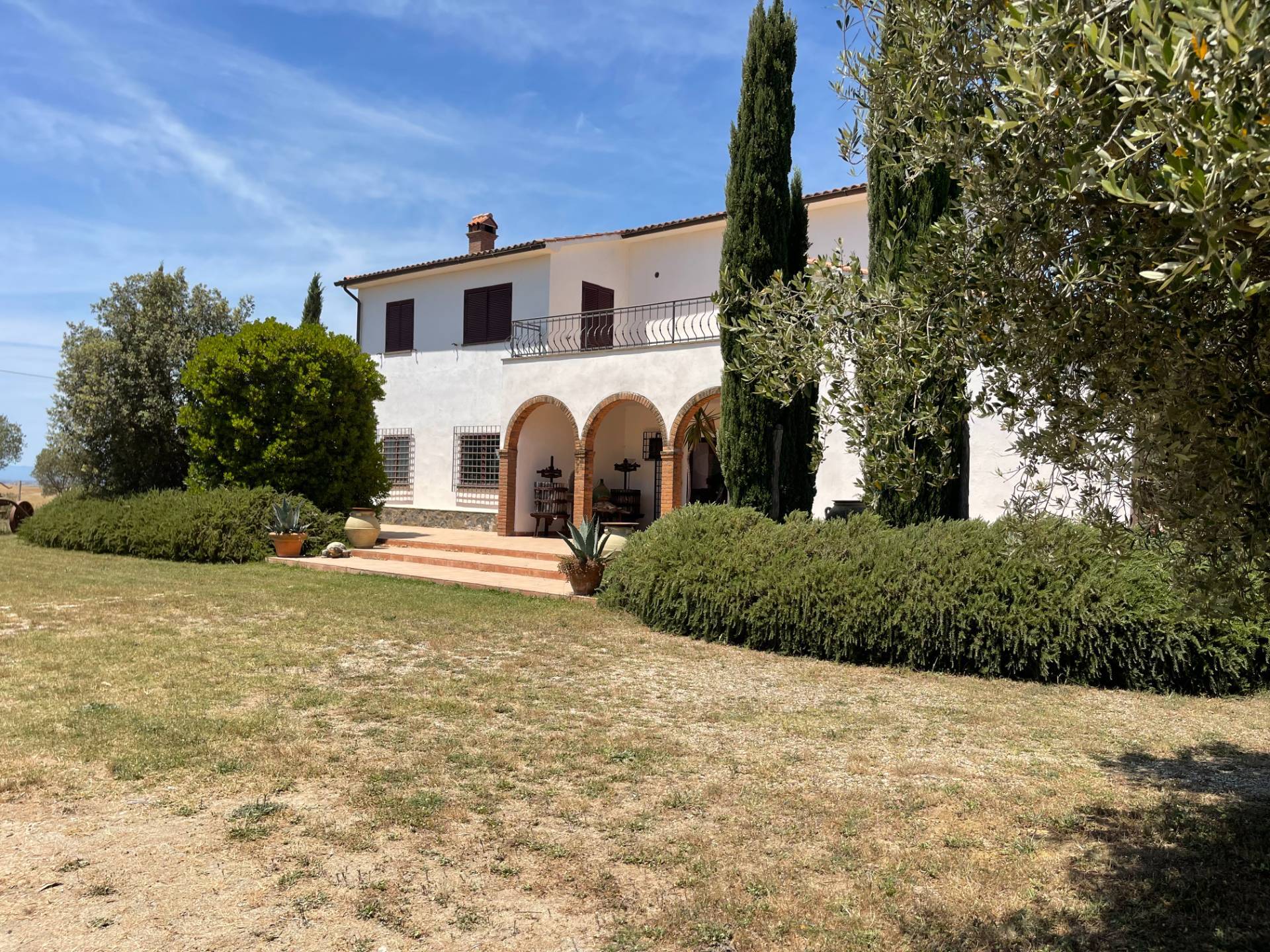 Villa for sale in Tuscania