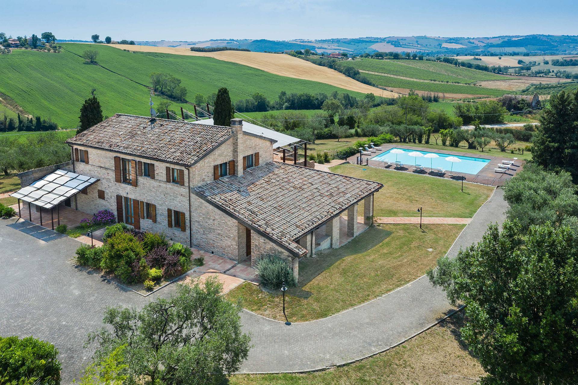 Rustico/Casale/Corte in vendita a San Costanzo