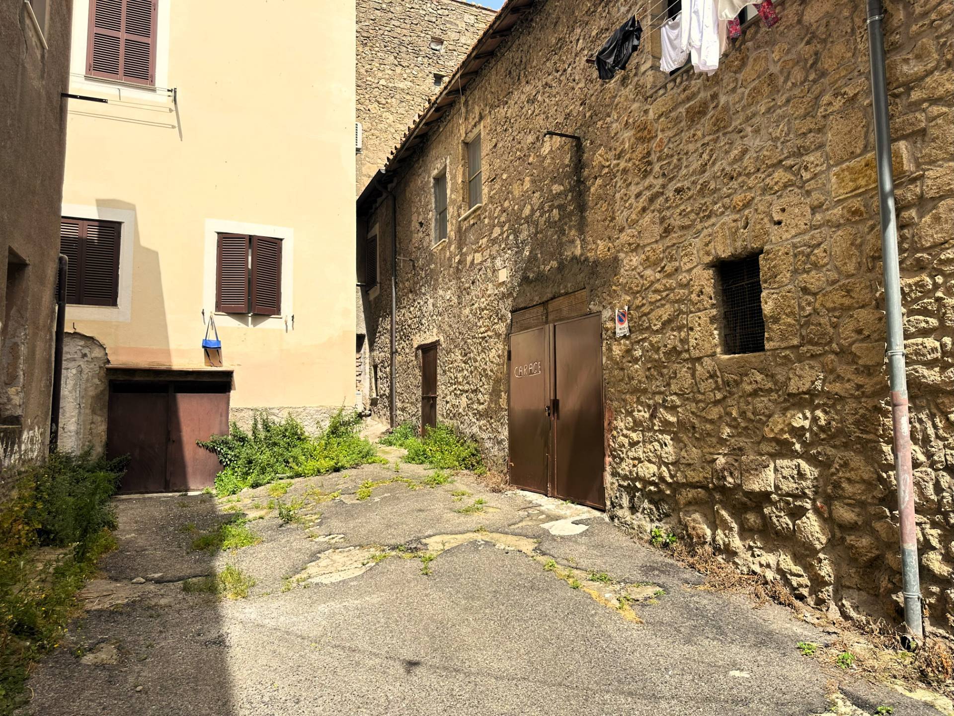 Magazzino in vendita a Tarquinia
