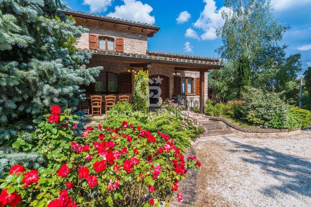 Villa in vendita a Cagli (PU)