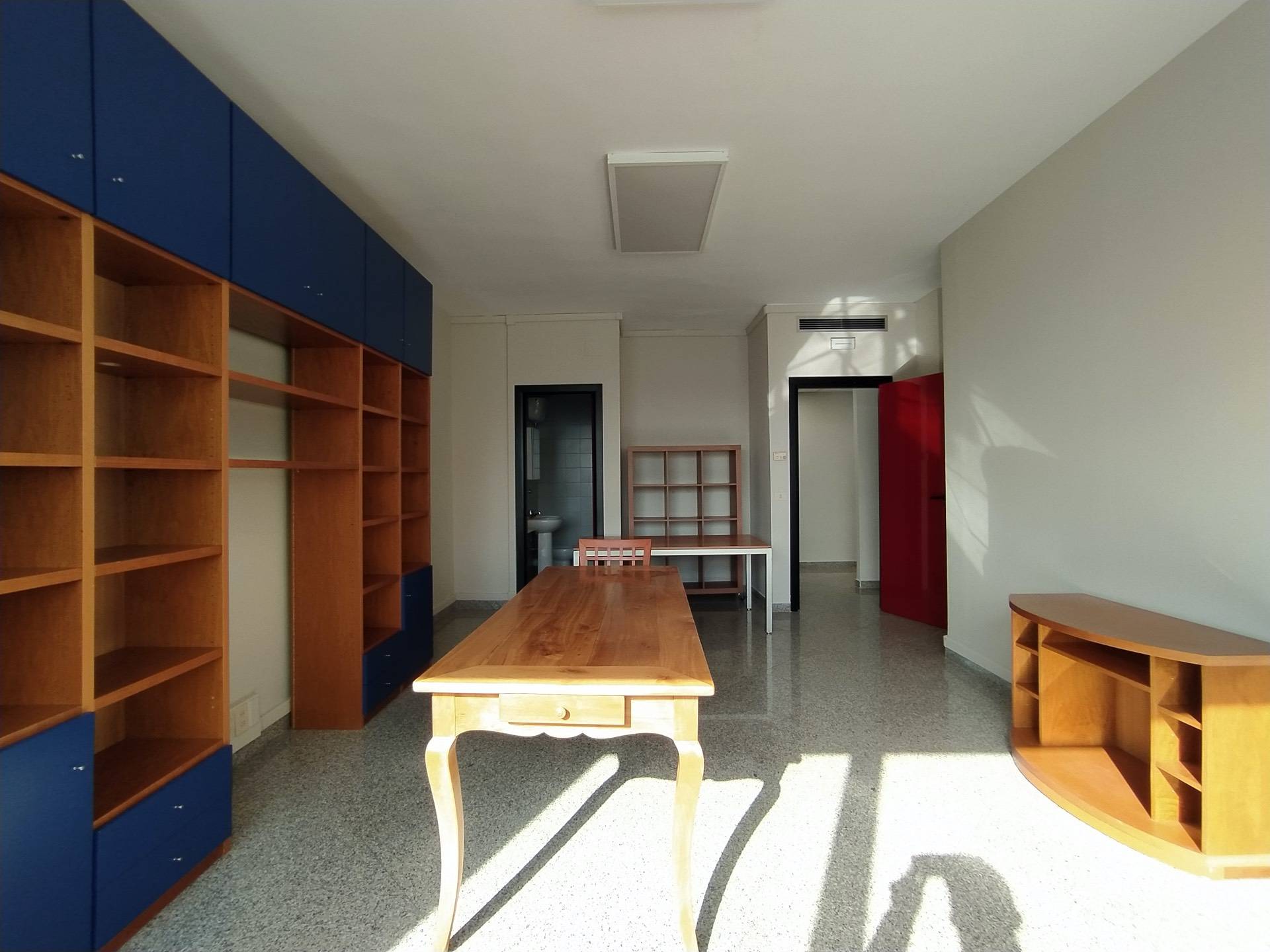 Ufficio in vendita a Bari