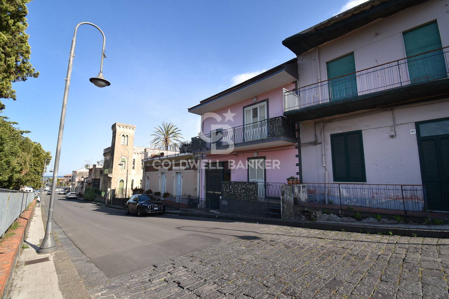 Appartamento in vendita a Acireale