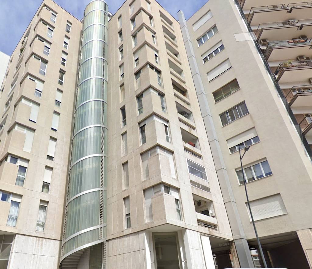 2 locali in vendita a Taranto