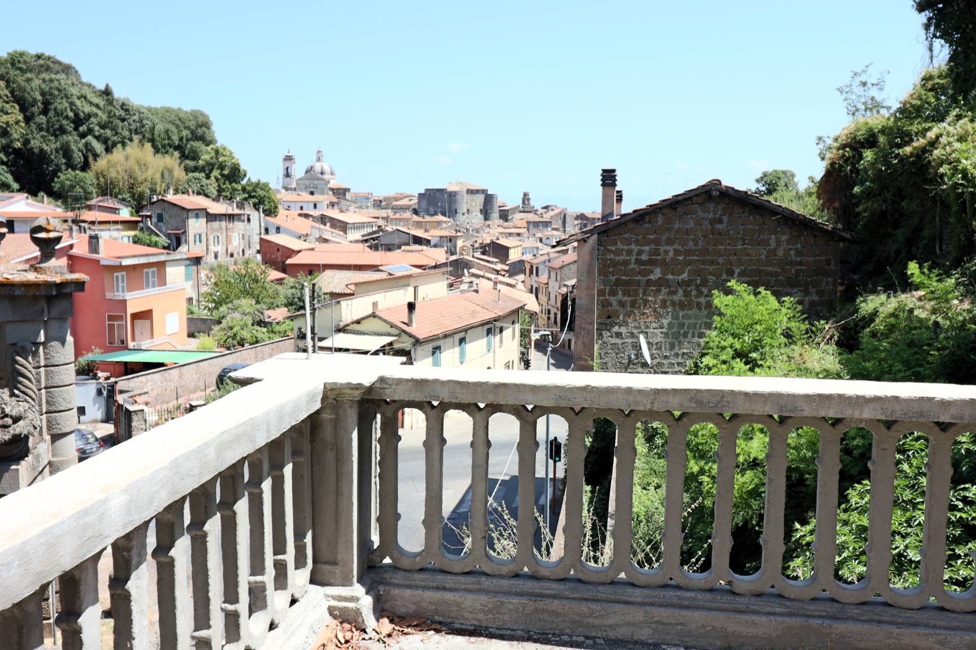 Casa semi-indipendente in vendita a Ronciglione (VT)