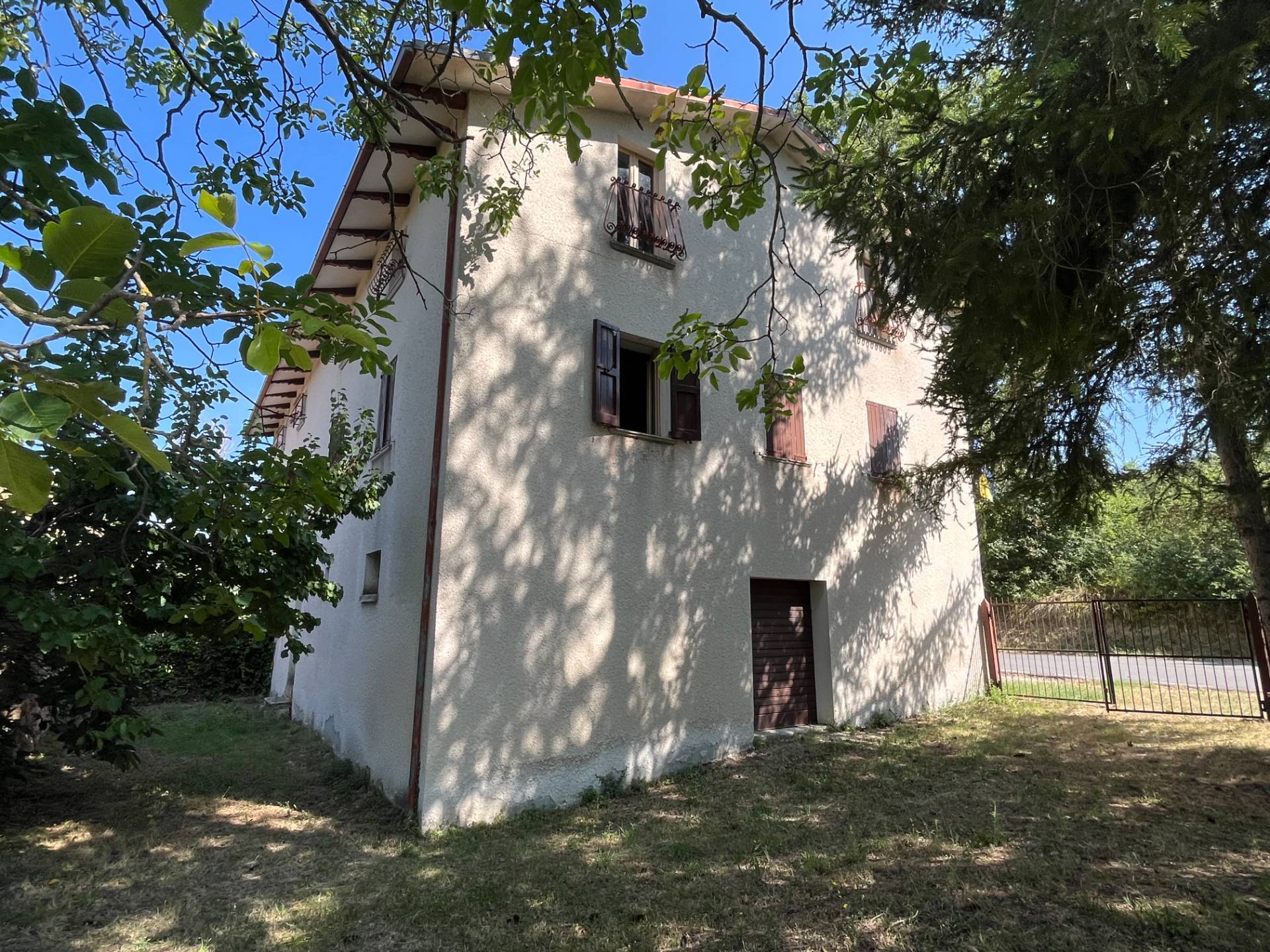 Casa semi indipendente in vendita a Gualdo Tadino
