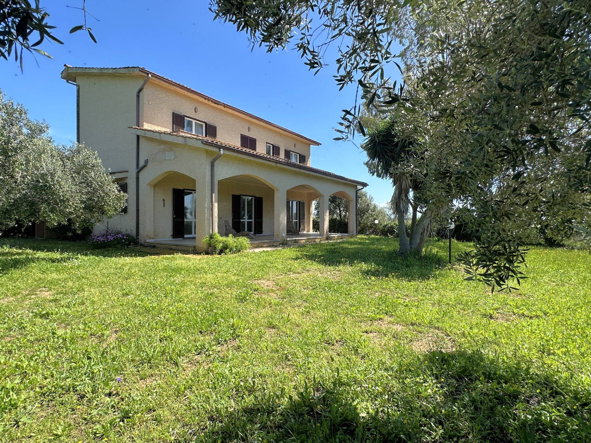 Villa in vendita a Tarquinia