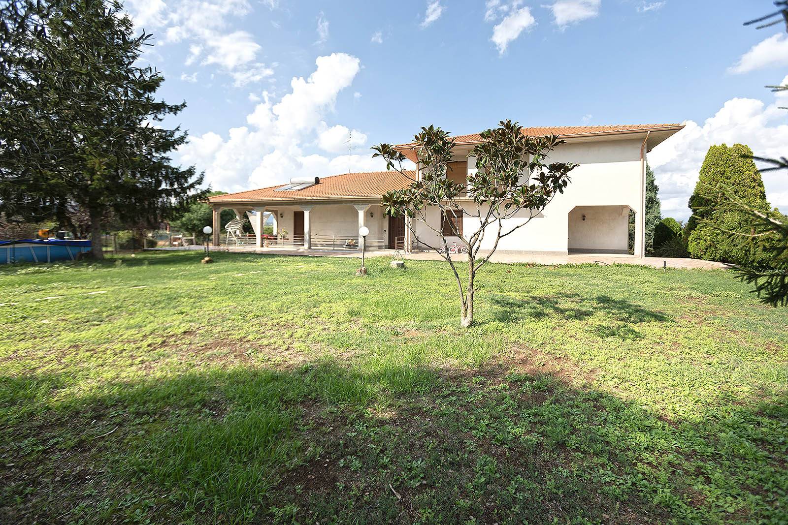 Villa in vendita a Fabrica di Roma