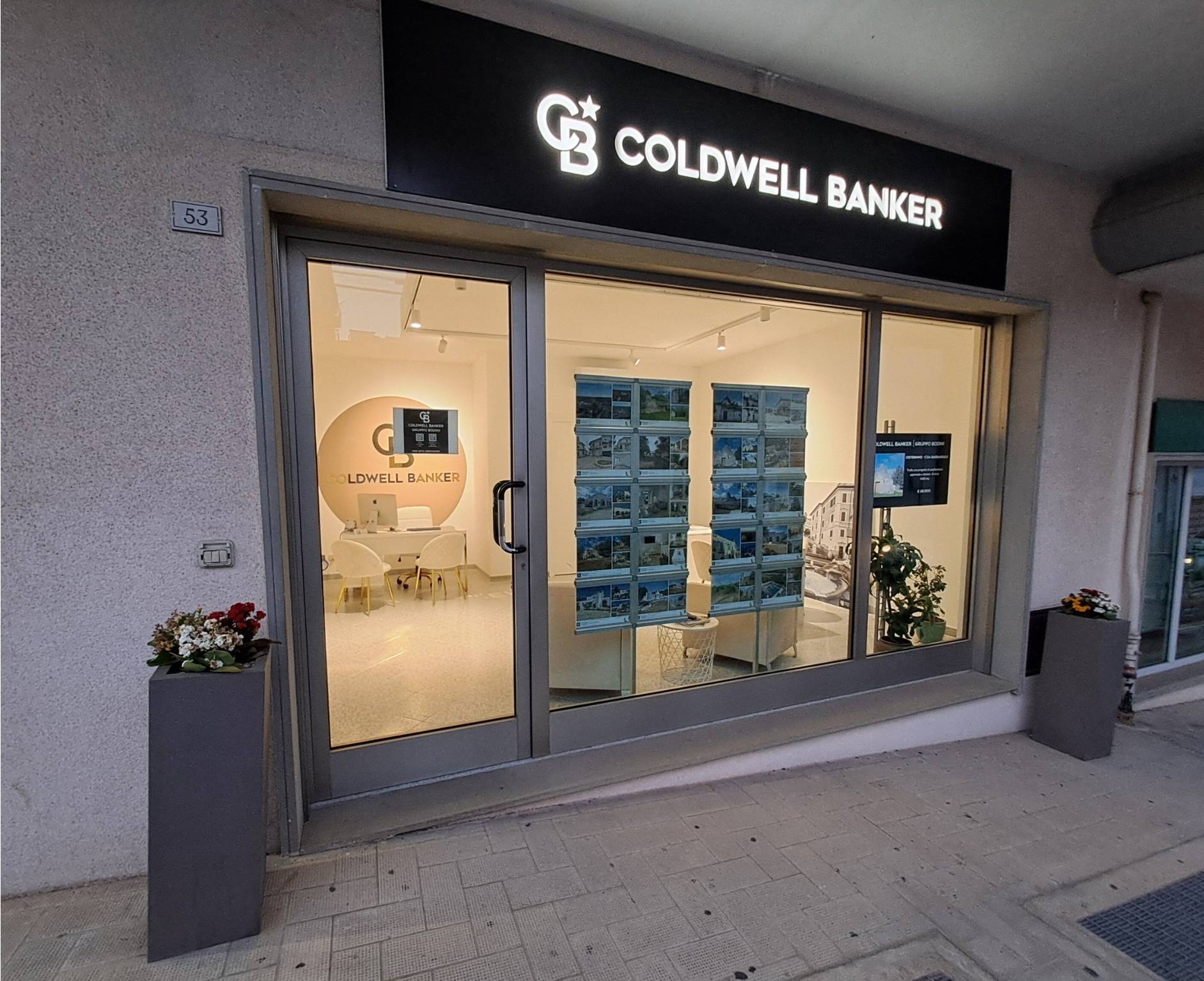 Agenzia immobiliare a Cisternino