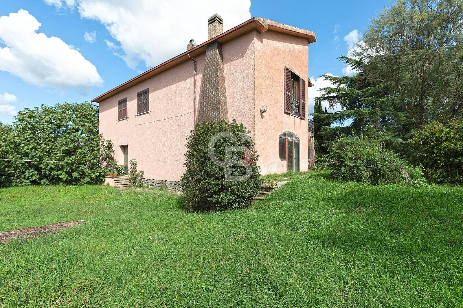 Villa for sale in Viterbo