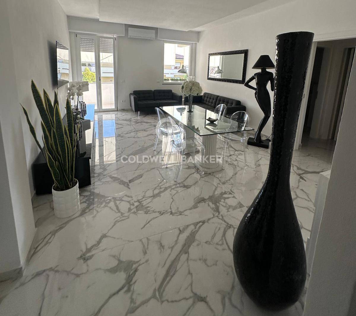 Appartamento in vendita a Forte dei Marmi