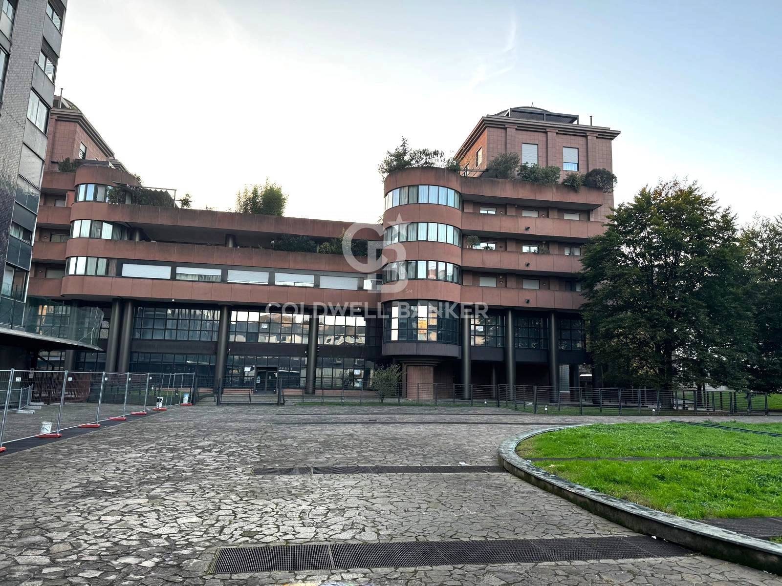 Complesso immobiliare in vendita a Legnano